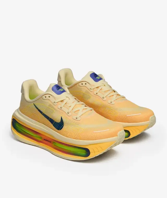 F8BF54_Nike-Vomero-Premium_ALABASTER_HQ2050-701_img1