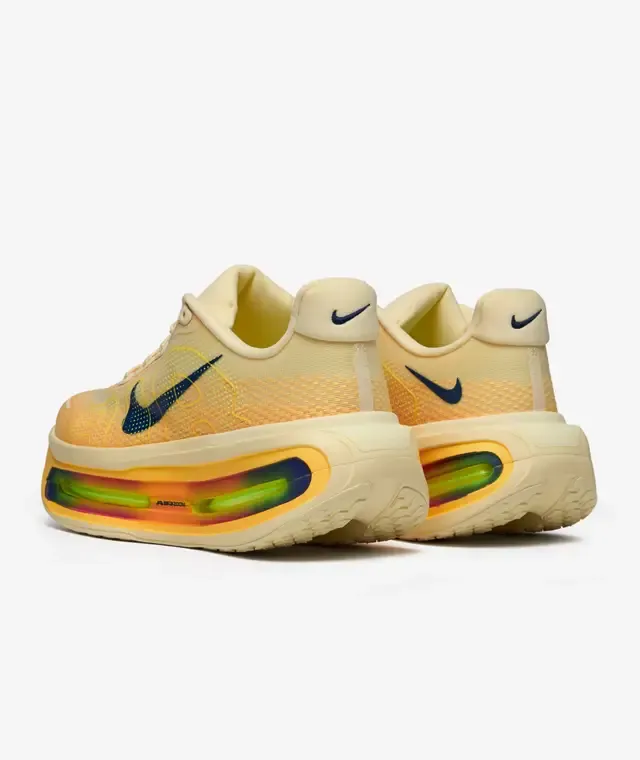 F8BF54_Nike-Vomero-Premium_ALABASTER_HQ2050-701_img2