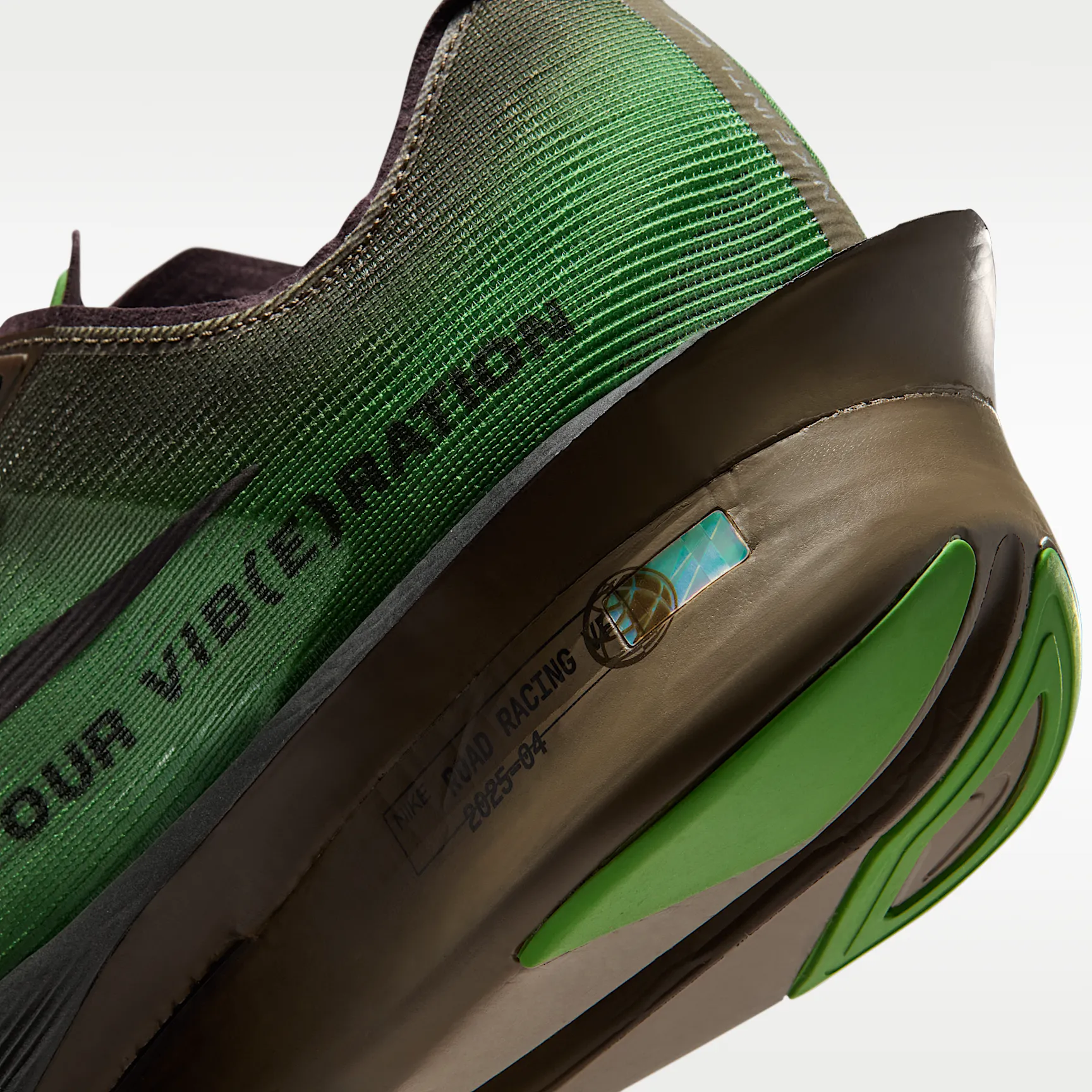 568257_Nike-Vaporfly-4_CHLOROPHYLL_IQ3418-399_img7