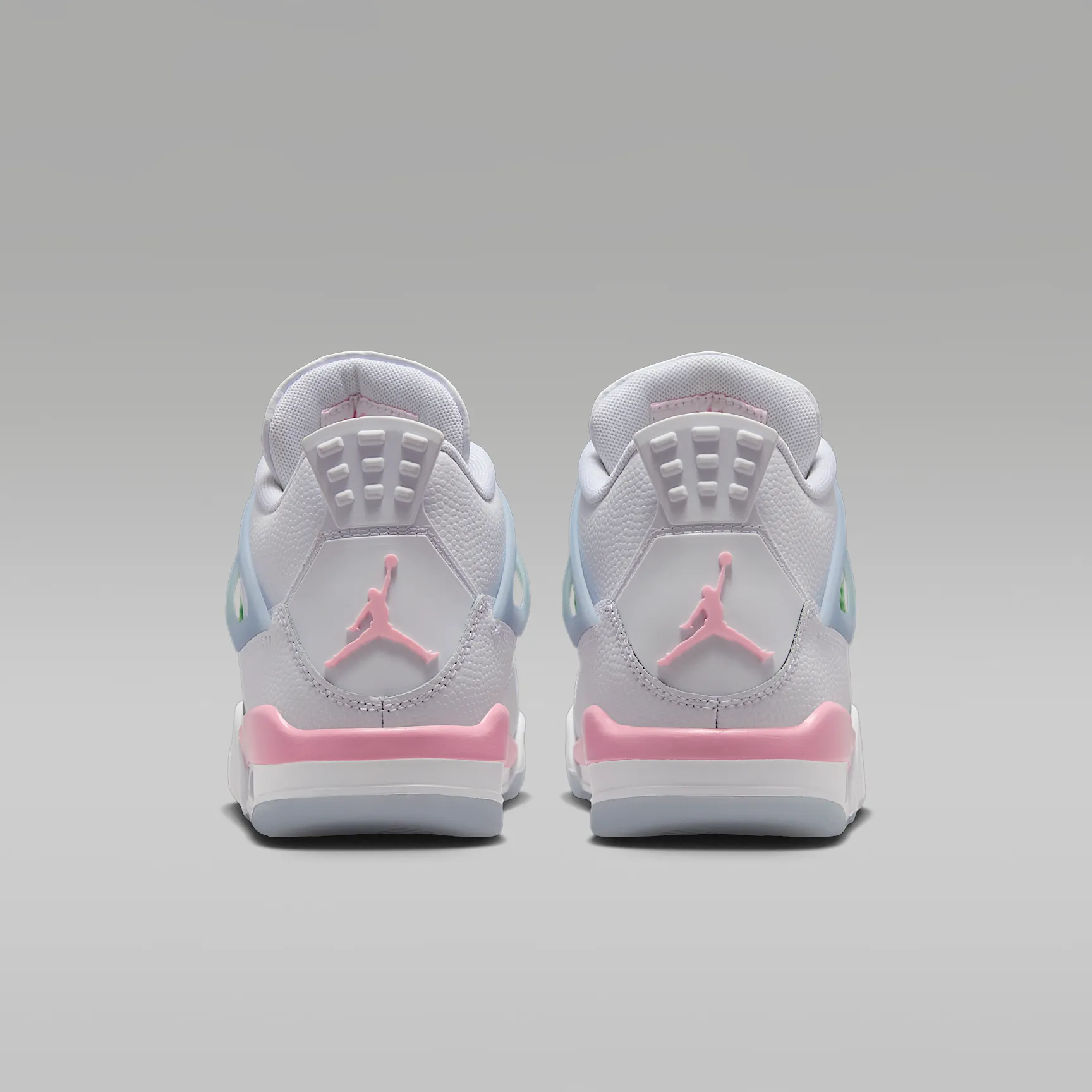 7F8FA3_Air-Jordan-4-Retro-GS_VALENTINE'S-DAY_IB7068-100_img5