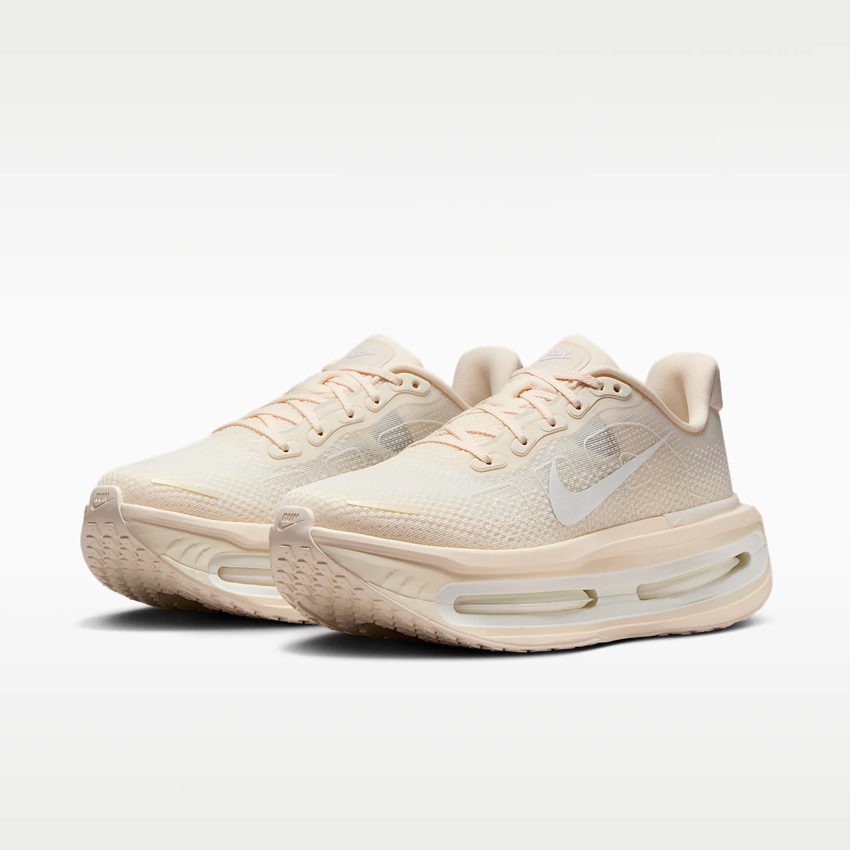 D7C5B6_Nike-Vomero-Premium_Chalk_IQ8102-100_img4