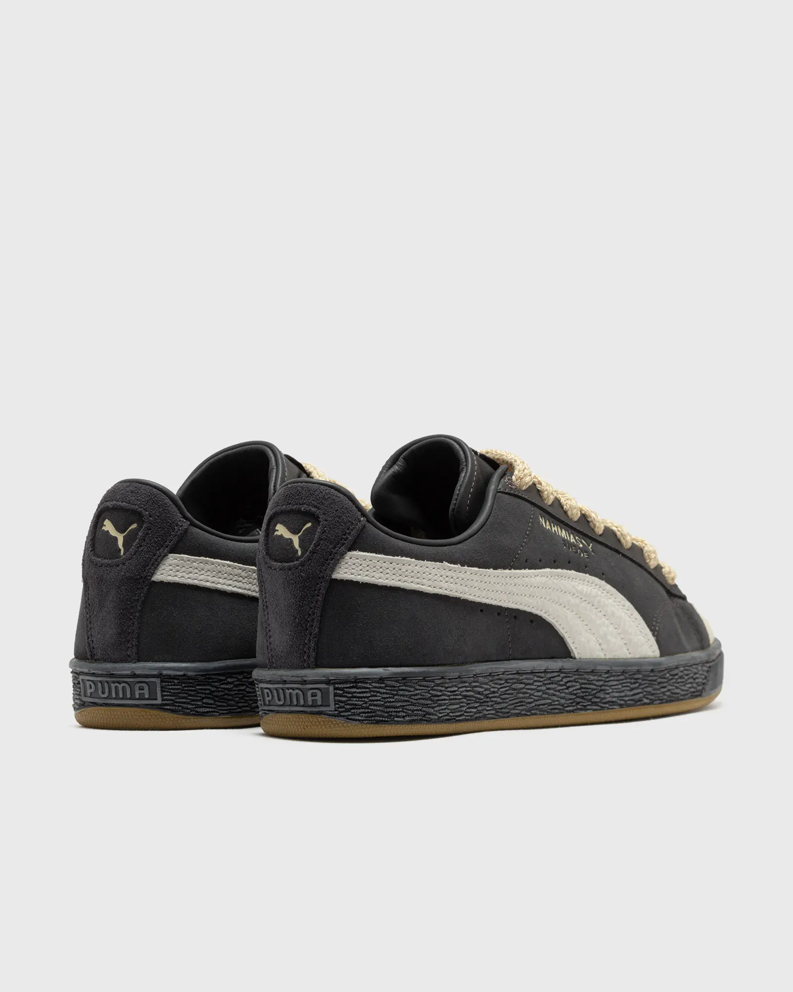 000000_Nahmias-x-Puma-Suede_VINTAGE-BLACK_407026-01_img3