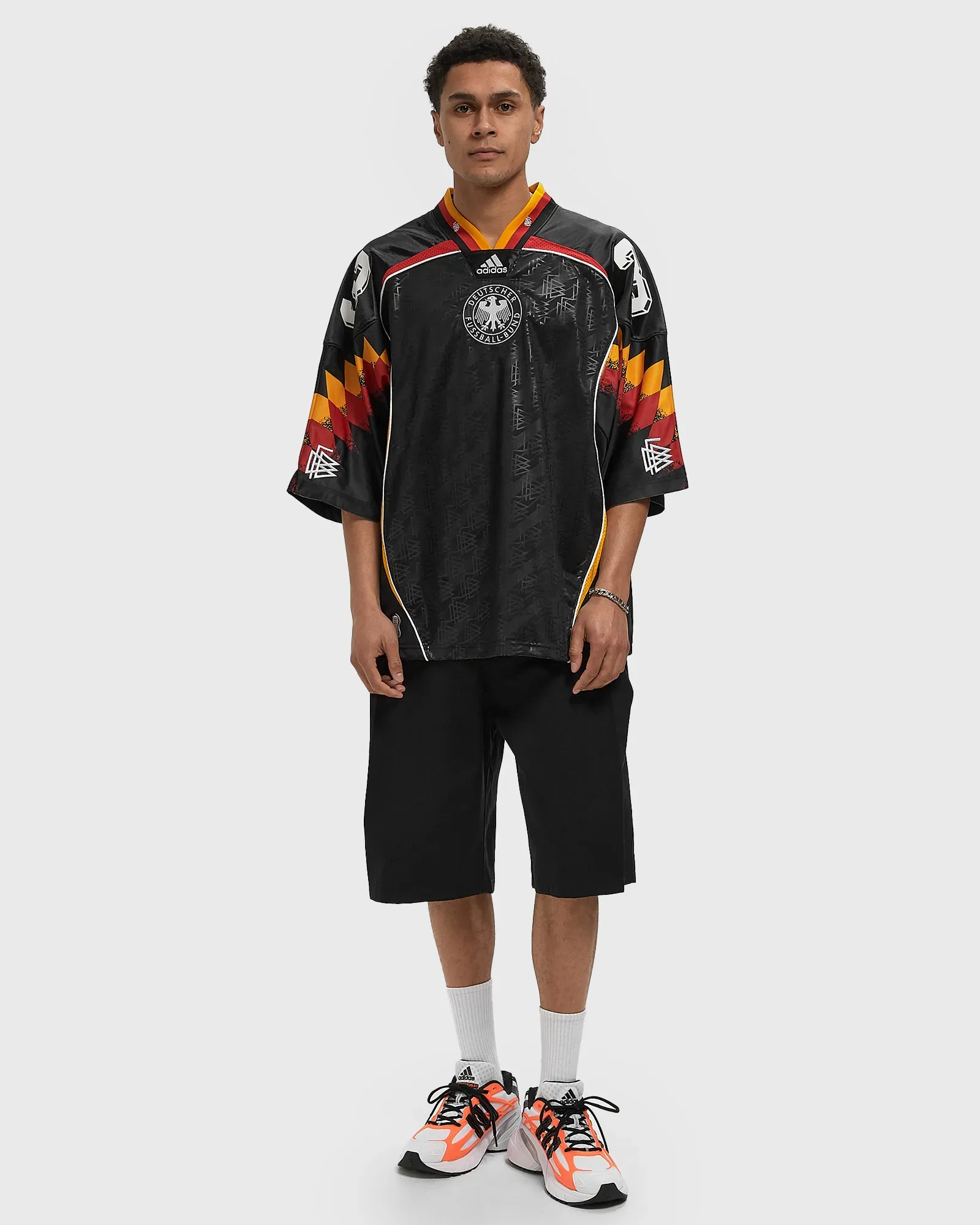 000000_adidas-Germany-Bringback-Remixed-Jersey_BLACK_KD5980_img2