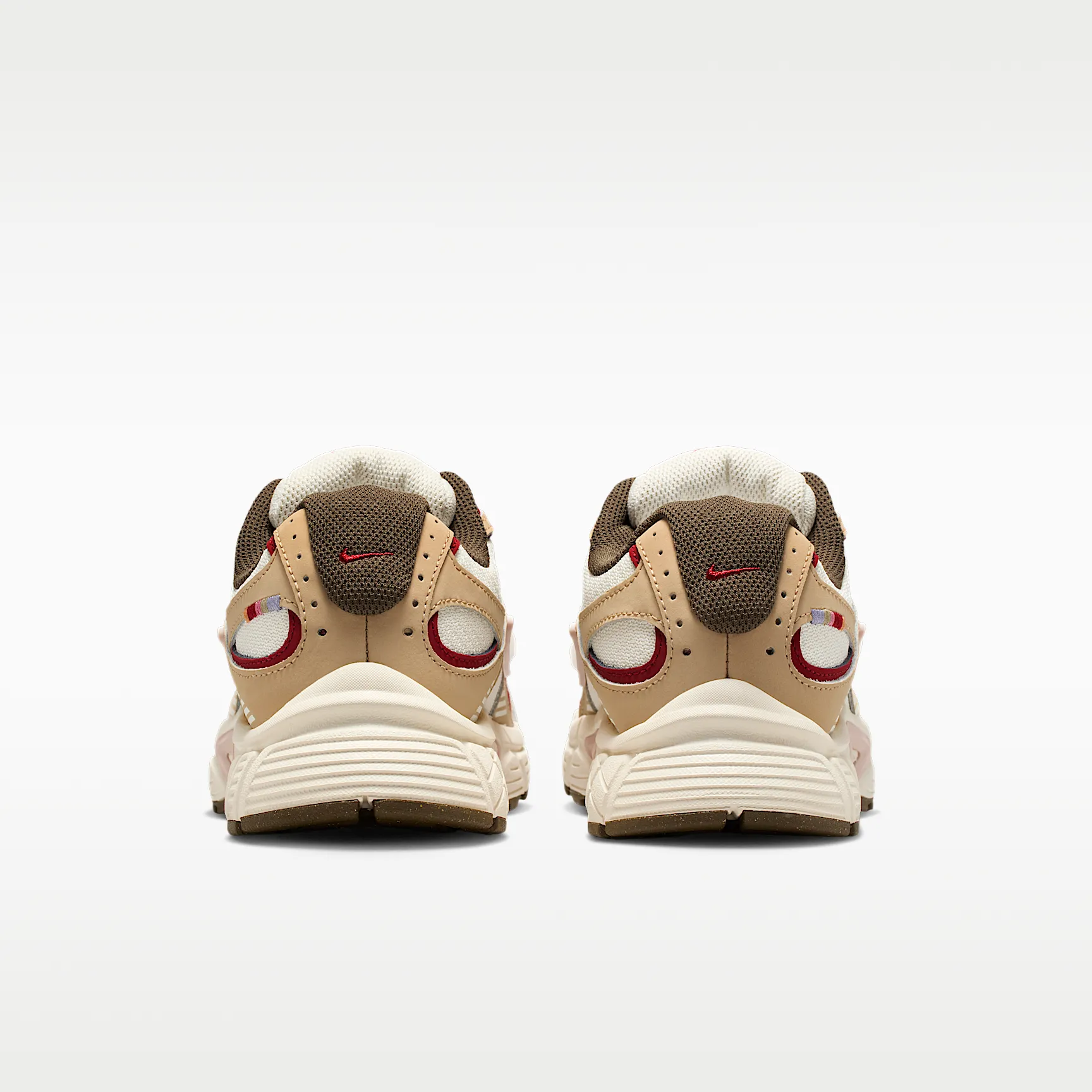 A5845F_Nike-V5-RNR-LNY_YEAR-OF-THE-HORSE_IQ1151-001_img5