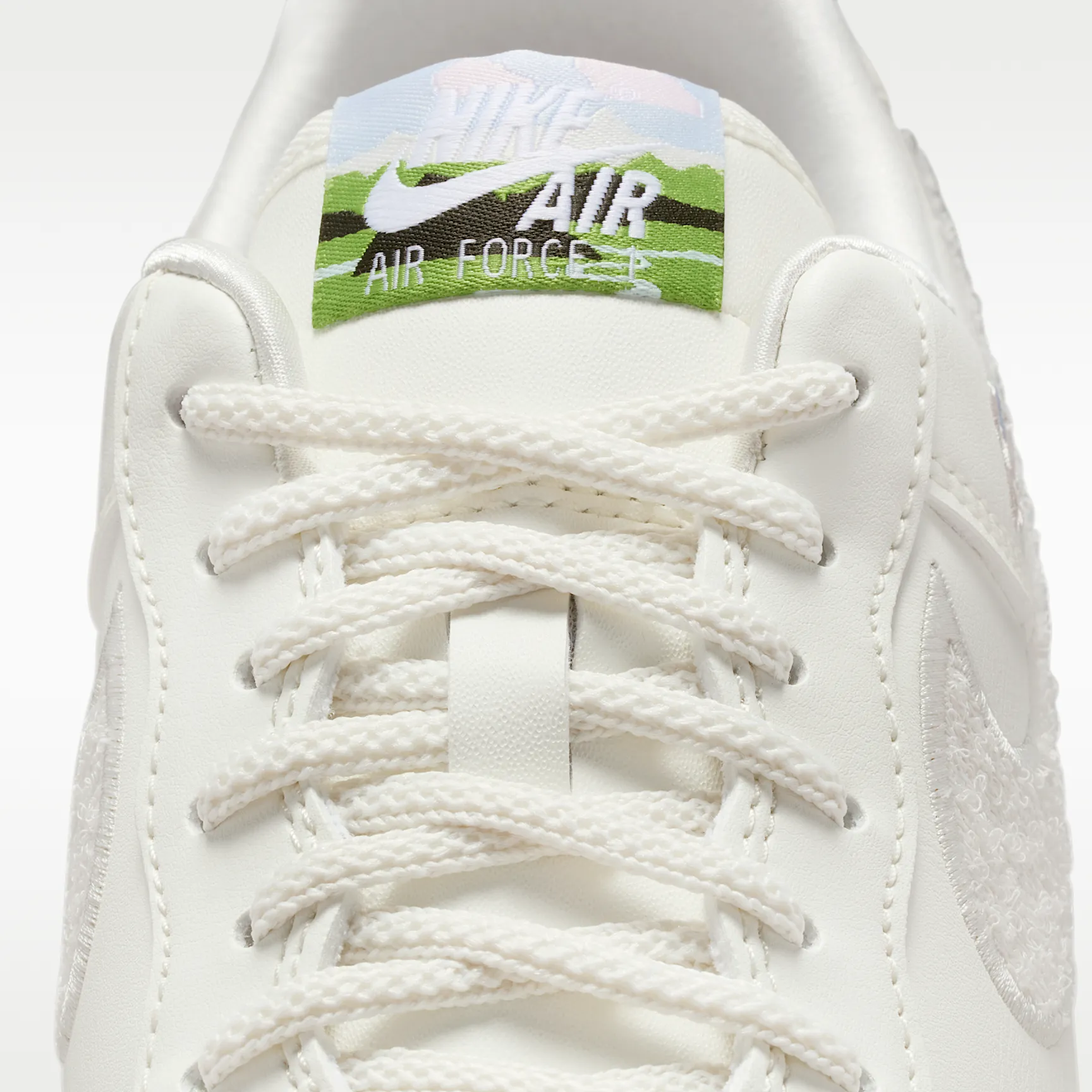 5B4528_Nike-Air-Force-1-Low-'07-SE-LNY_YEAR-OF-THE-HORSE_IQ1143-100_img8