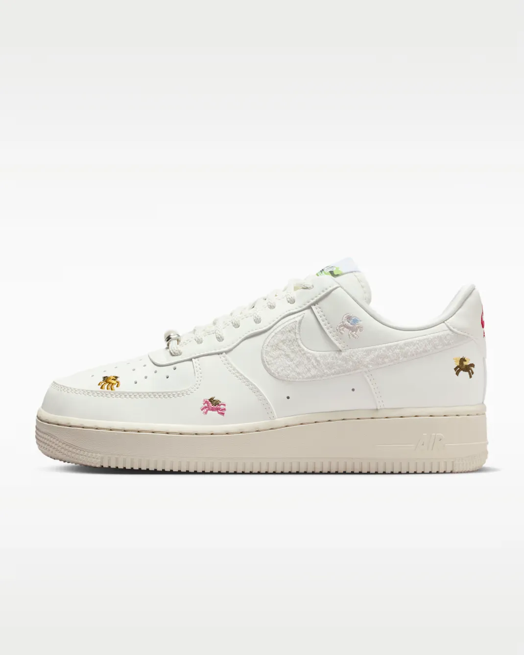 5B4528_Nike-Air-Force-1-Low-'07-SE-LNY_YEAR-OF-THE-HORSE_IQ1143-100_img9