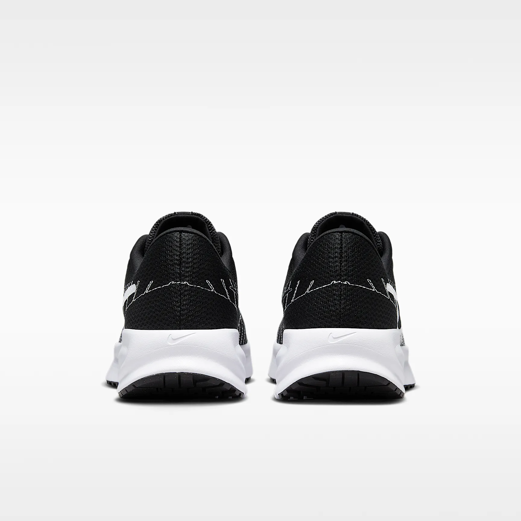 000000_Nike-Run-Defy_BLACK_HM9594-004_img5