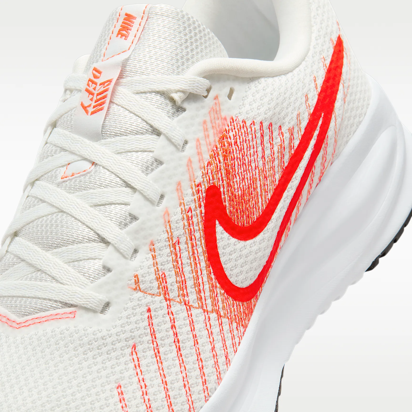 Nike Run Defy 