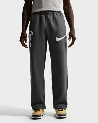 Image de Central Cee Syna World Nike Solo Swoosh Fleece Trousers Grey Iq0534 063