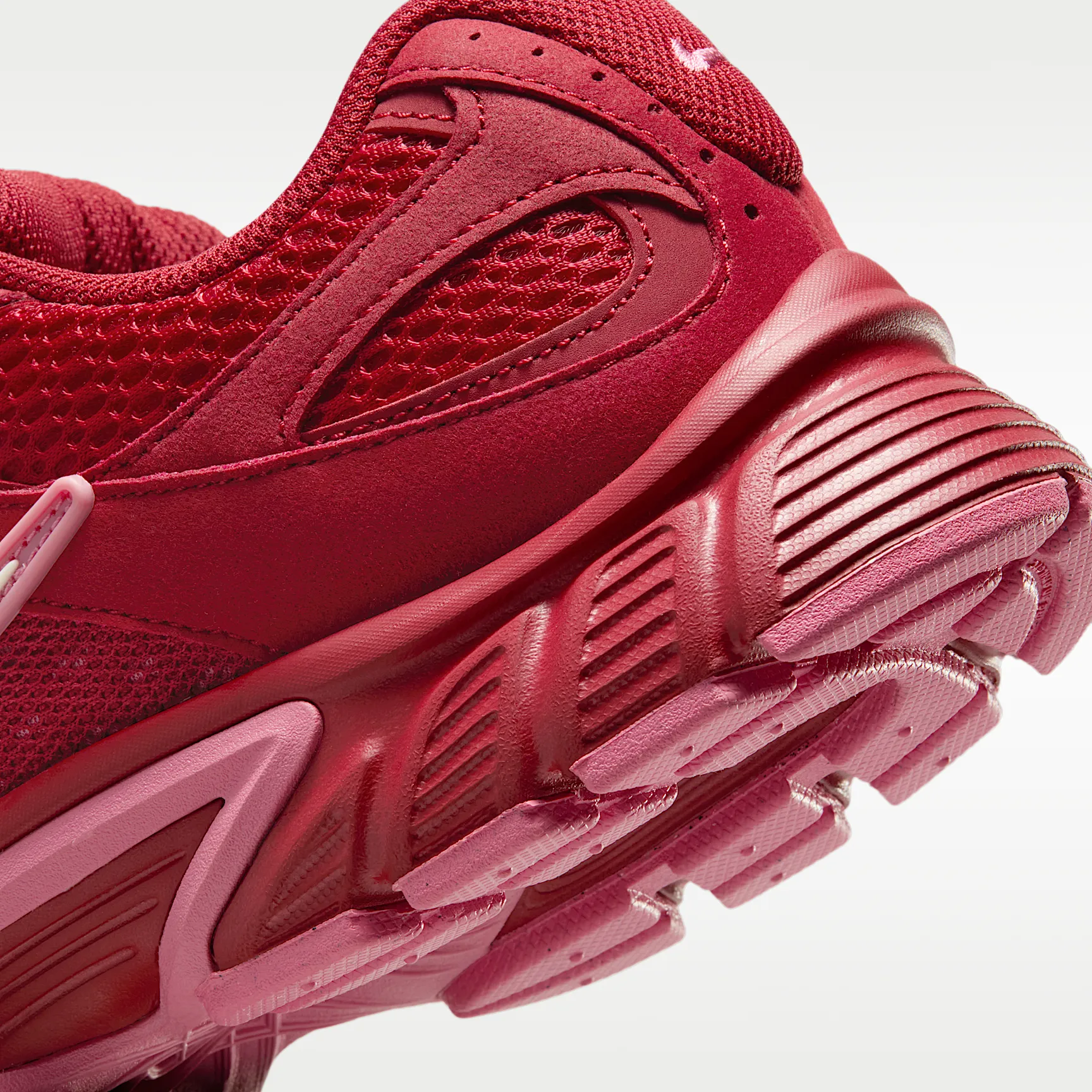 A72534_Nike-V5-RNR_Team-Crismon_II6294-602_img7