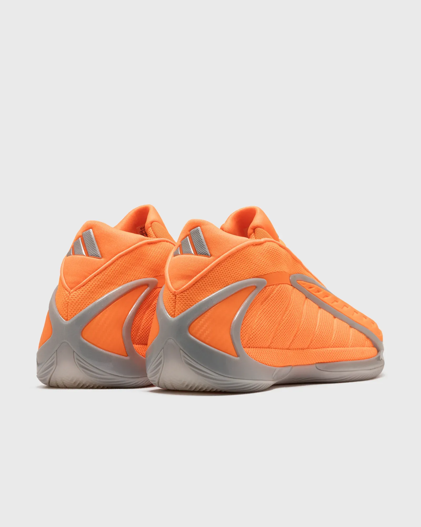 FE8544_adidas-A.E.-2_ALL-STAR_KK1390_img3