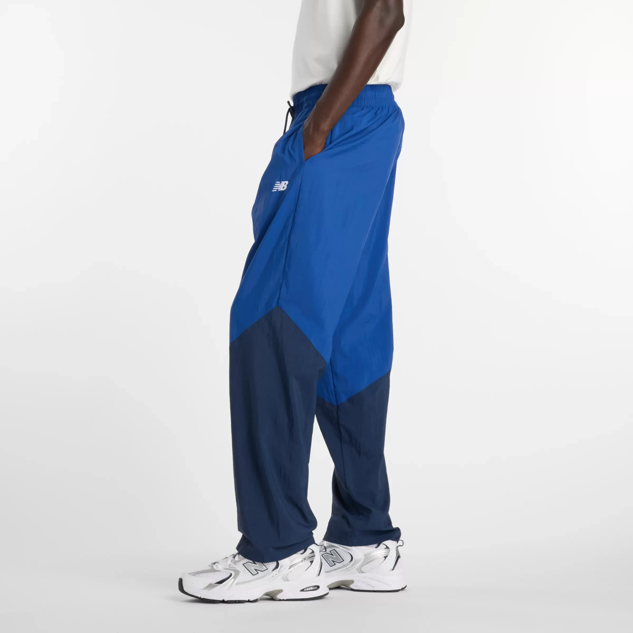 194891_New-Balance-Sport-Legacy-Pant_NAVY-GALAXY-BLUE_MB61R010NNY_img4