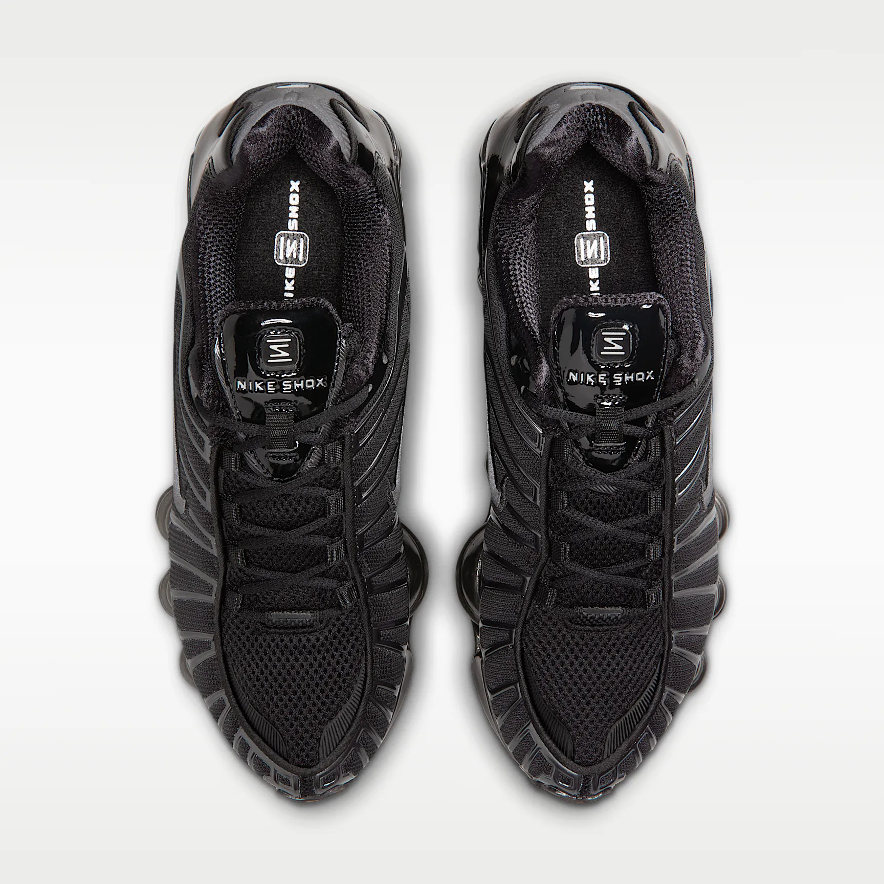 000000_Nike-Shox-TL-WMNS_BLACK-METALLIC-SILVER_IB1087-001_img3