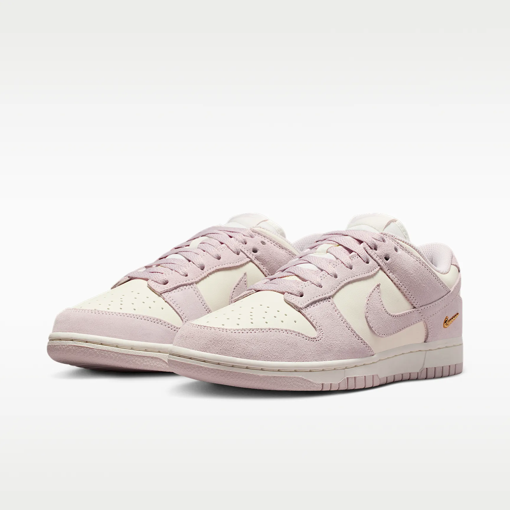 BBABAE_Nike-Dunk-Low-Suede-WMNS_SAIL-PEARL-PINK_IO4244-100_img4