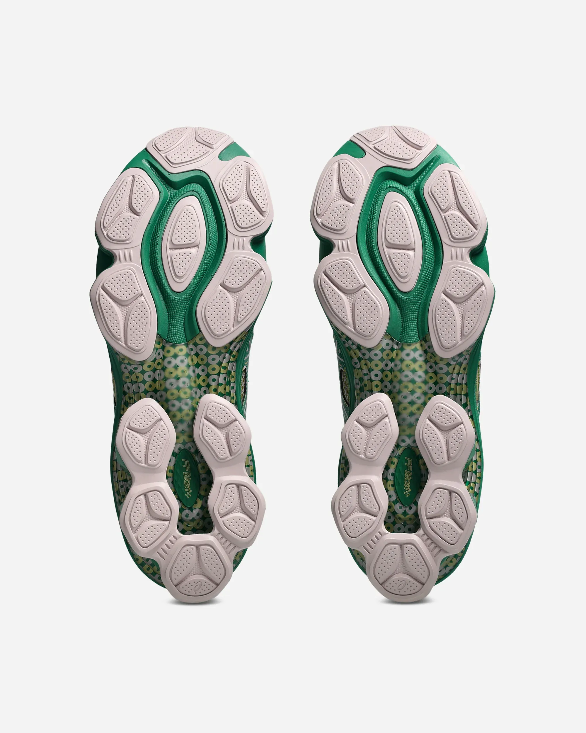 1D7856_Kiko-Kostadinov-x-ASICS-US7-S-Gel-Kinetic-Fluent_WATERSHED-ROSE-KALE_1203A973-700_img9