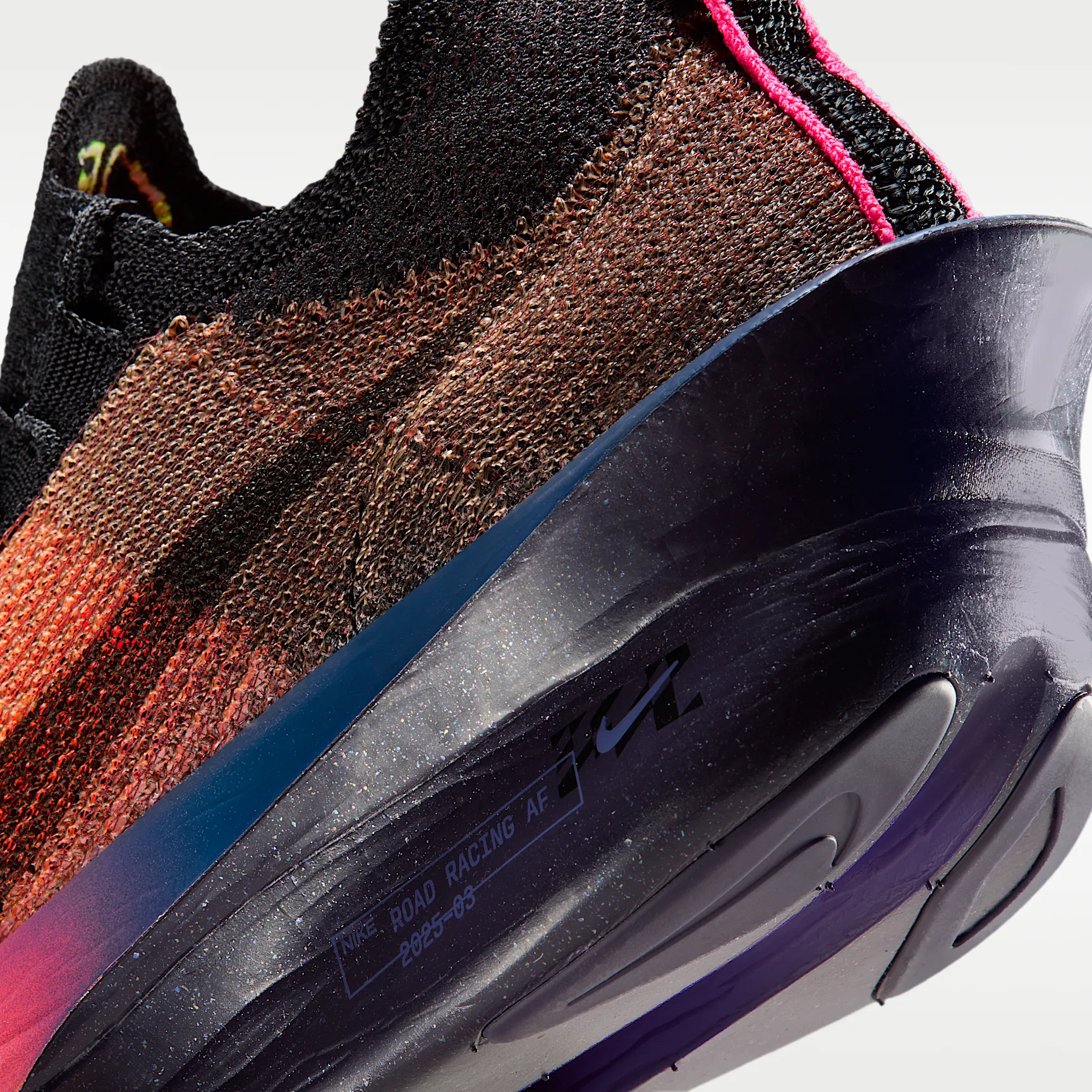 ED7B3C_Nike-Alphafly-3-Glam-WMNS_Orange-Pulse_IO9559-800_img7