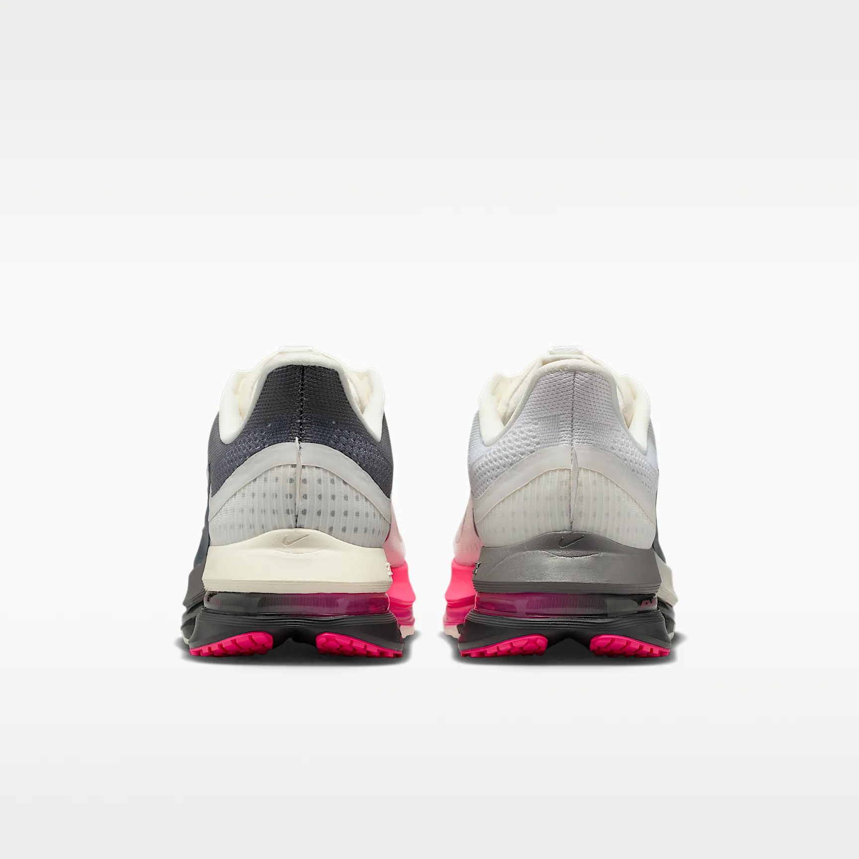 777C77_Nike-Pegasus-Premium_YEAR-OF-THE-HORSE_IQ1130-001_img5