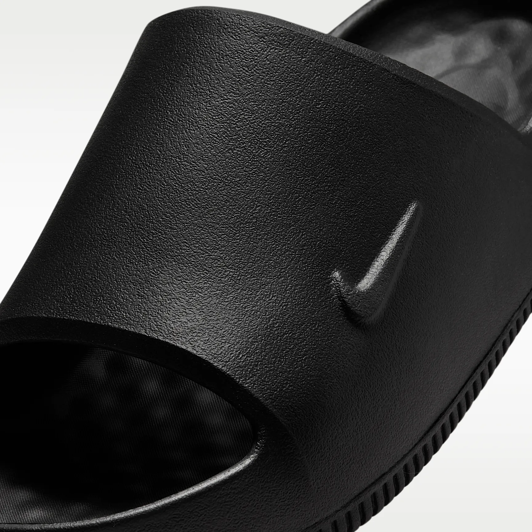 000000_Nike-Calm-2.0_TRIPLE-BLACK_IB7561-001_img5