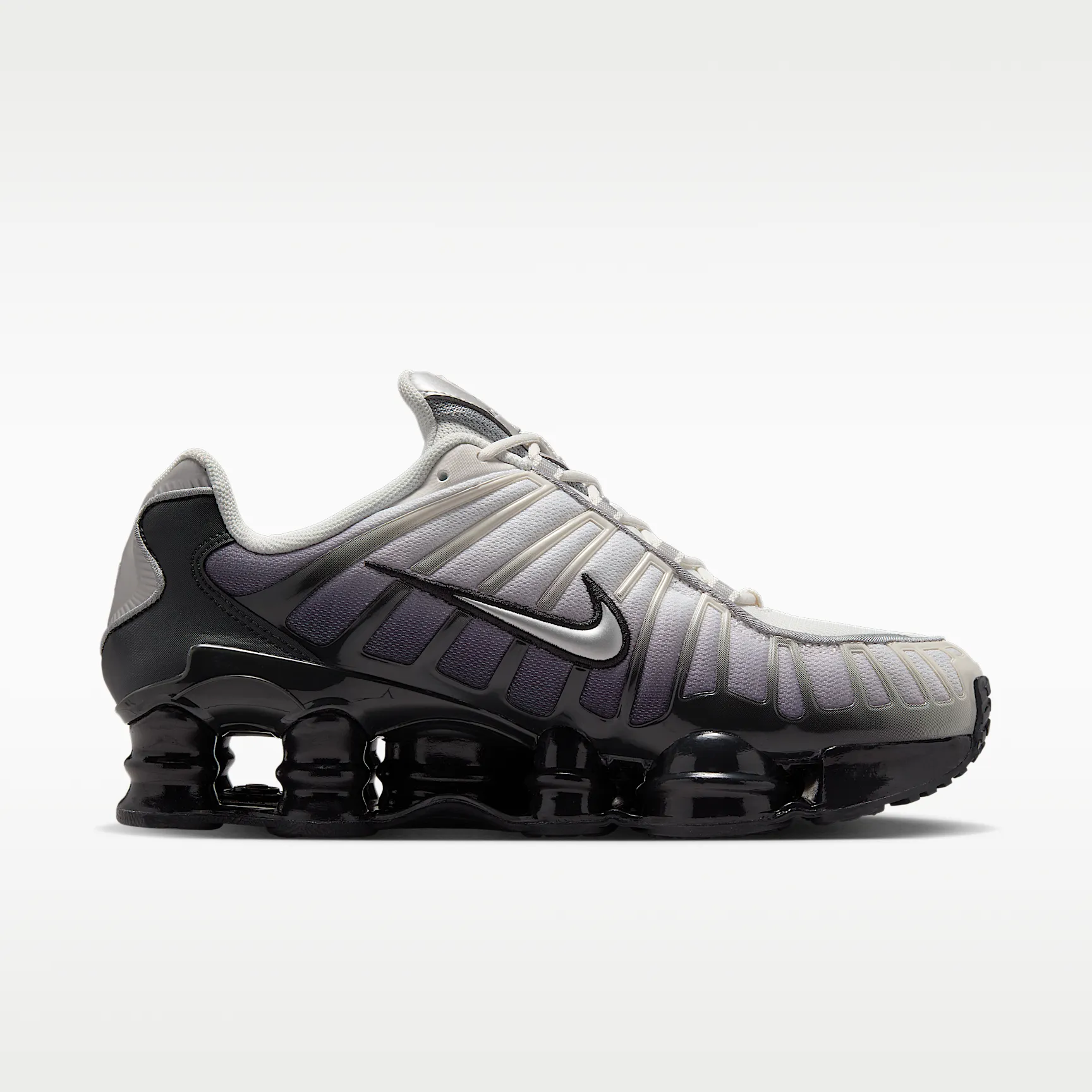 000000_Nike-Shox-TL_Off-Noir_IB7705-001_img2
