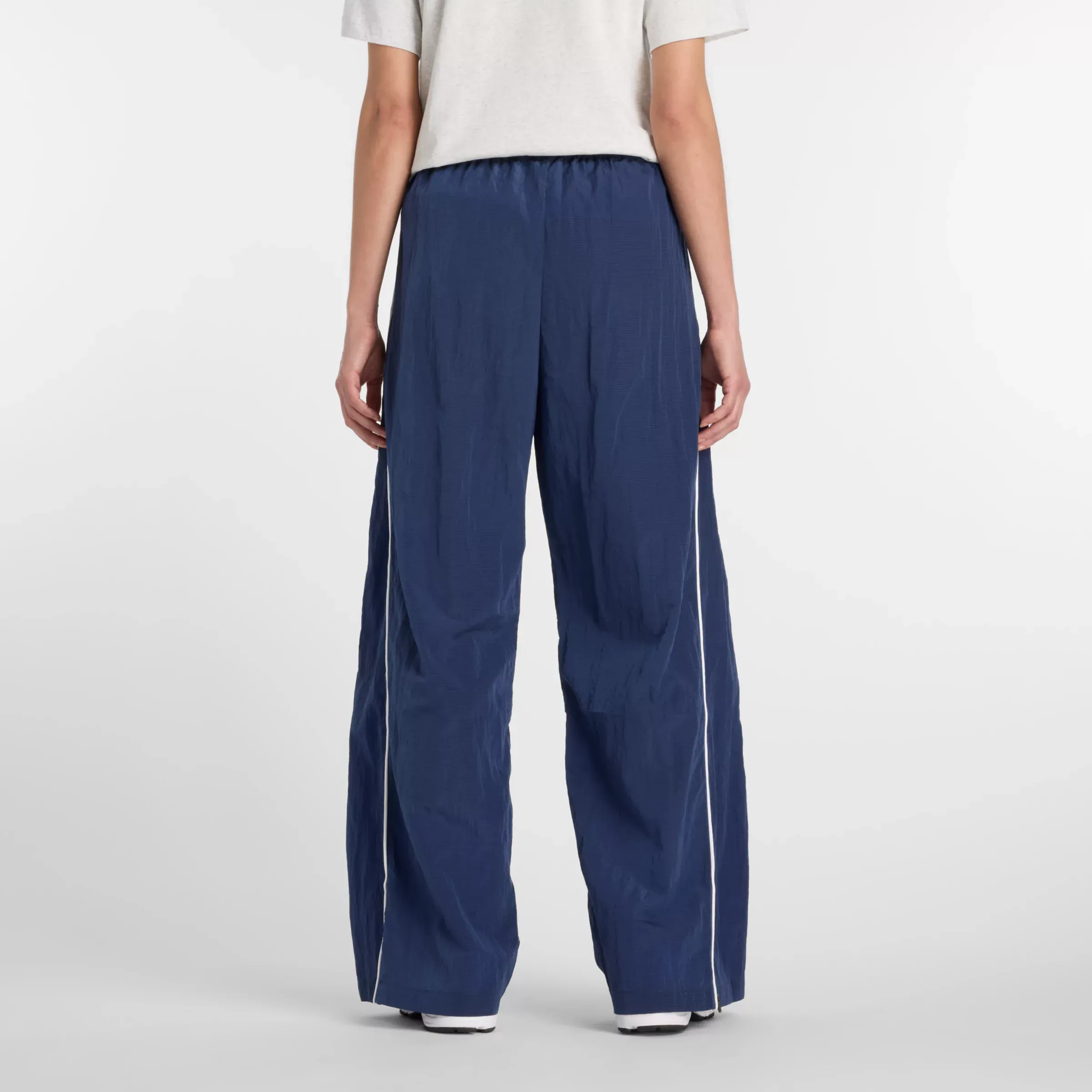 000000_New-Balance-Sport-Legacy-Pant_NAVY_WB61Z1E6NNY_img3