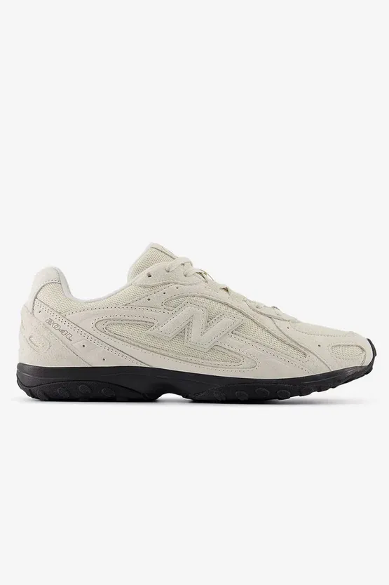C6BAAE_New-Balance-204L_YEAR-OF-THE-HORSE-WHITE_U204L8OV_img0