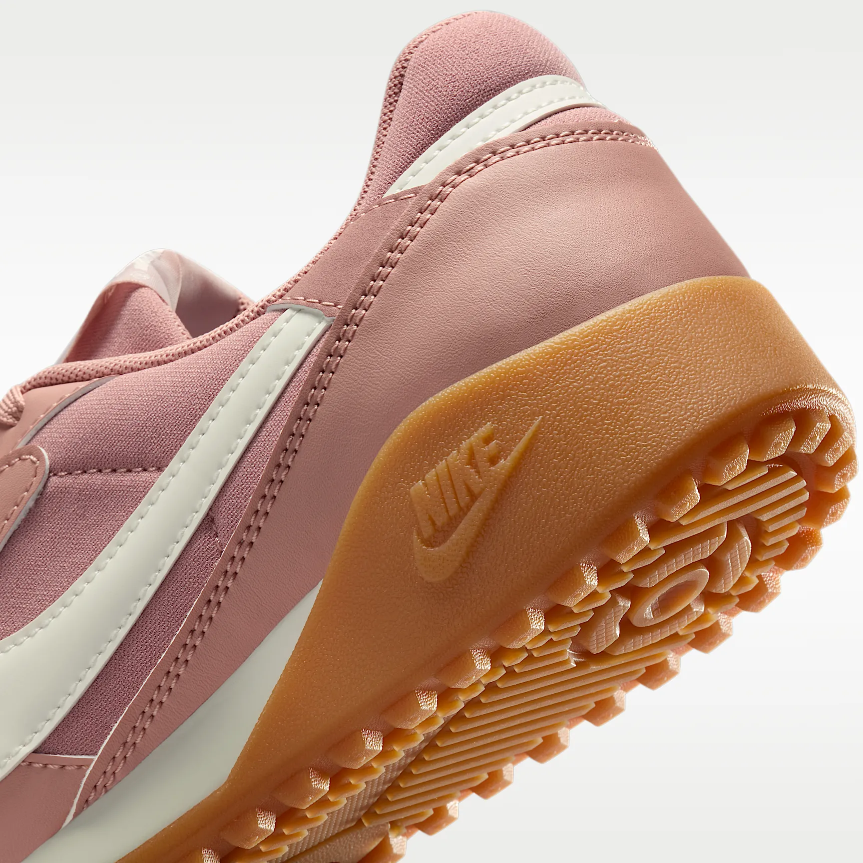 A77C71_Nike-Terra-Manta-WMNS_PARTICLE-PINK_HQ1940-602_img7