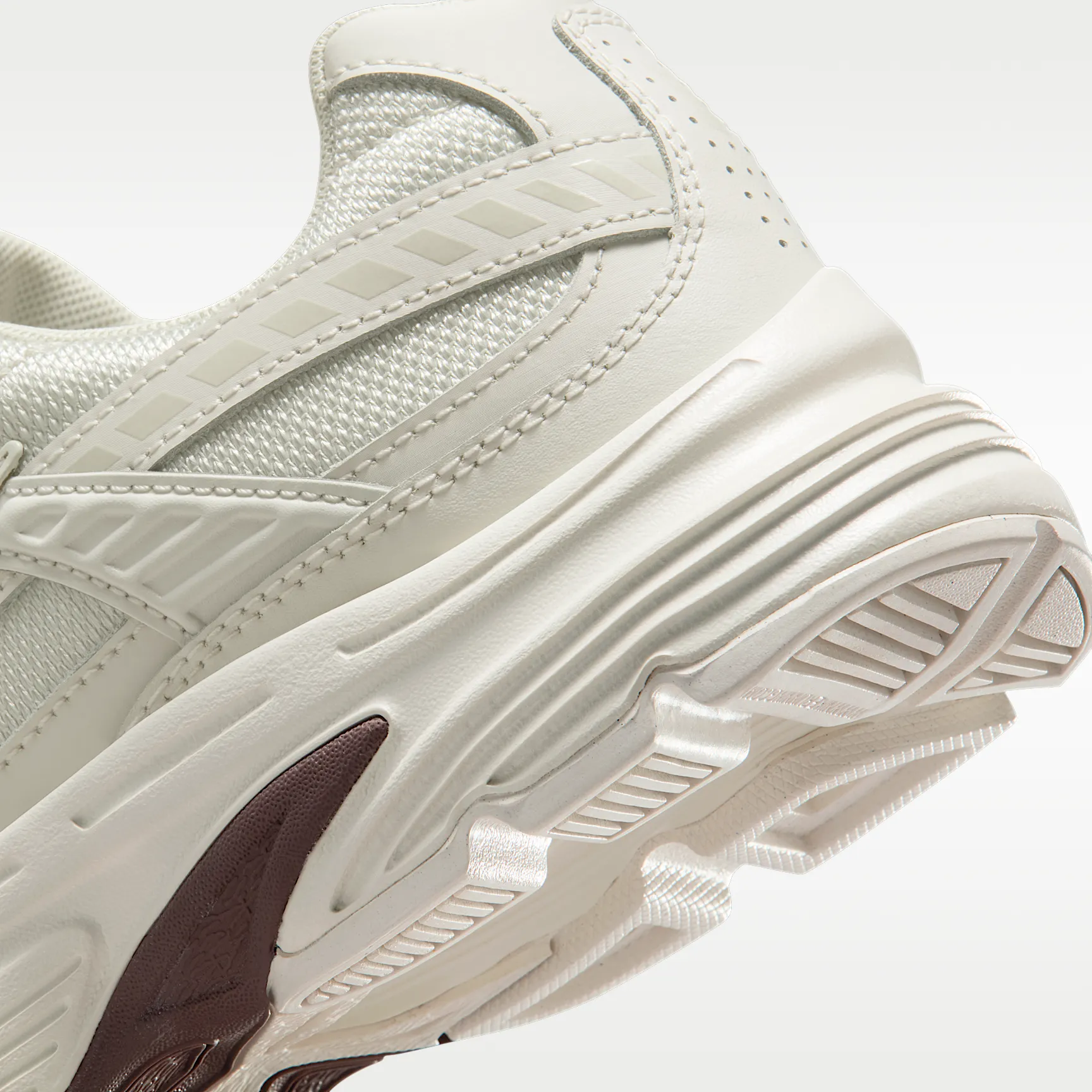 865D61_Nike-Initiator-WMNS_LIGHT-BONE-TATTOO_394053-007_img7