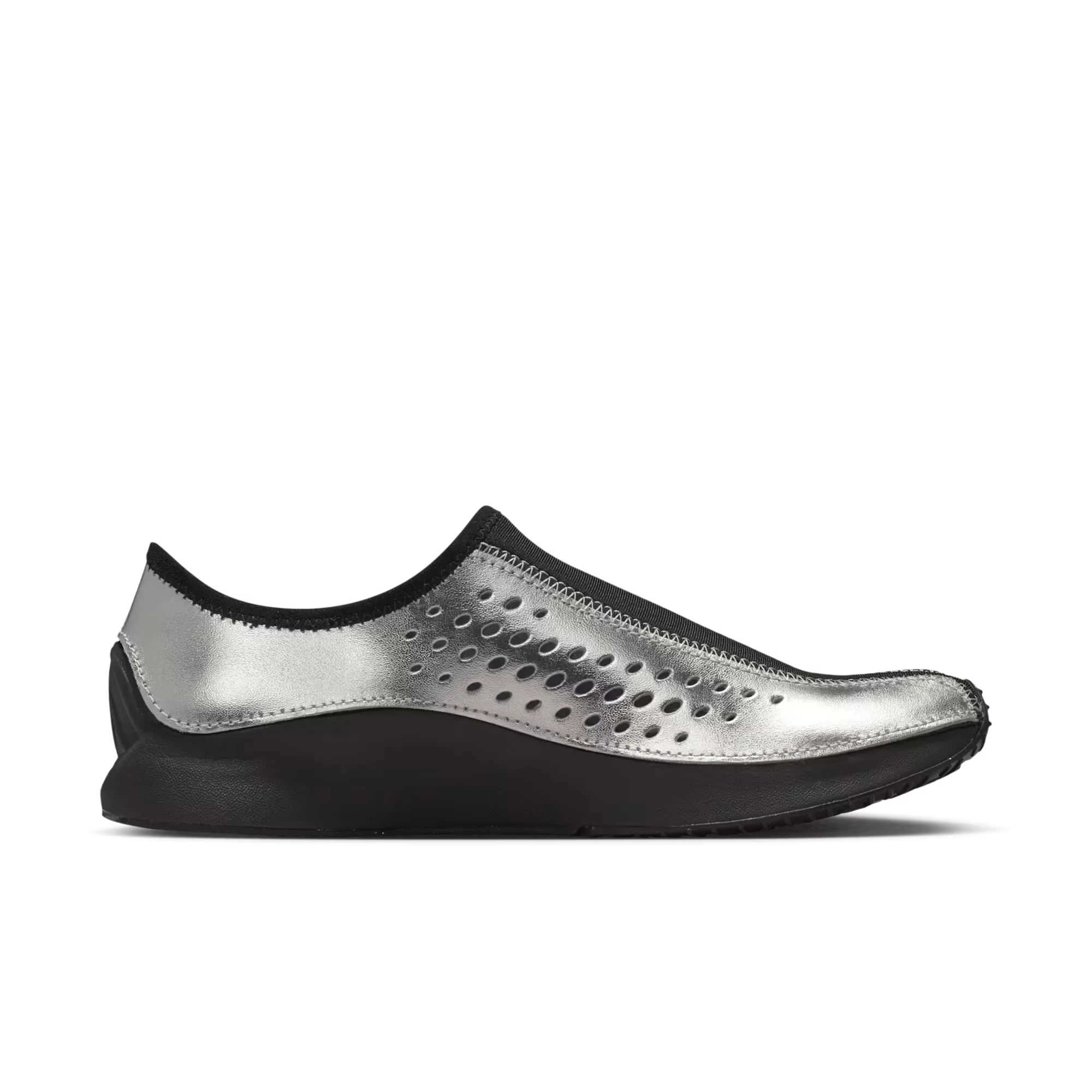 8E918D_Nike-Air-Superfly-Moc-WMNS_METALLIC-SILVER_HV8628-003_img2