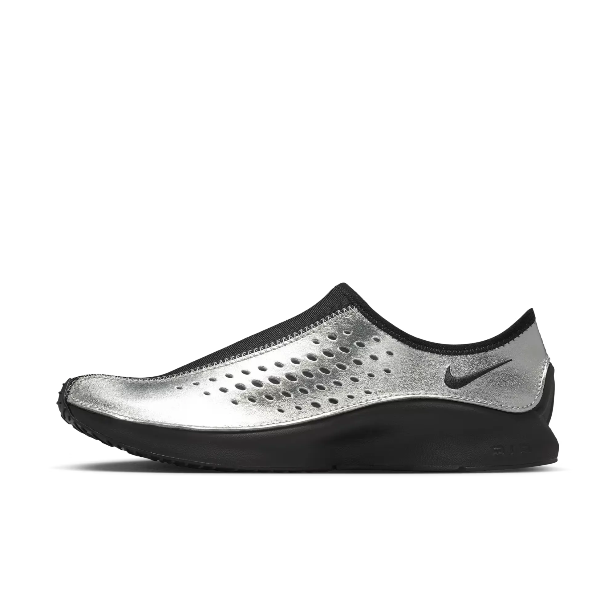 8E918D_Nike-Air-Superfly-Moc-WMNS_METALLIC-SILVER_HV8628-003_img0