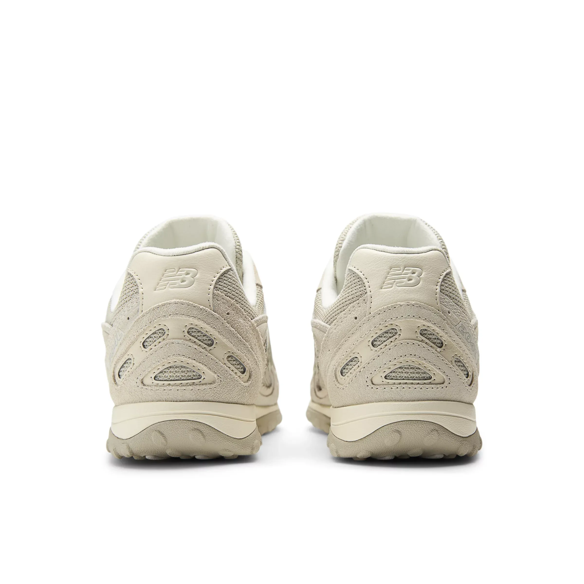 New Balance 204L 