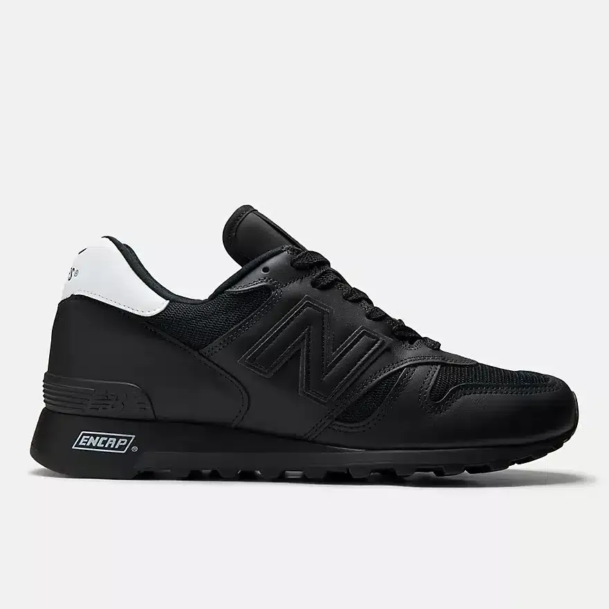 000000_WTAPS-x-New-Balance-1300_BLACK_U1300WT_img0