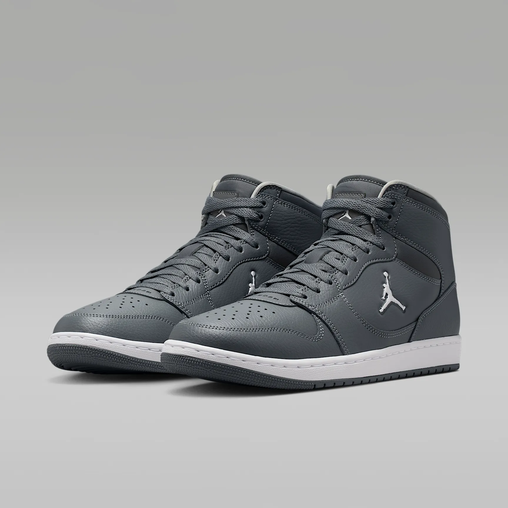 323639_Jordan-Court-Connect-Mid_SMOKE-GREY_IQ5685-005_img4