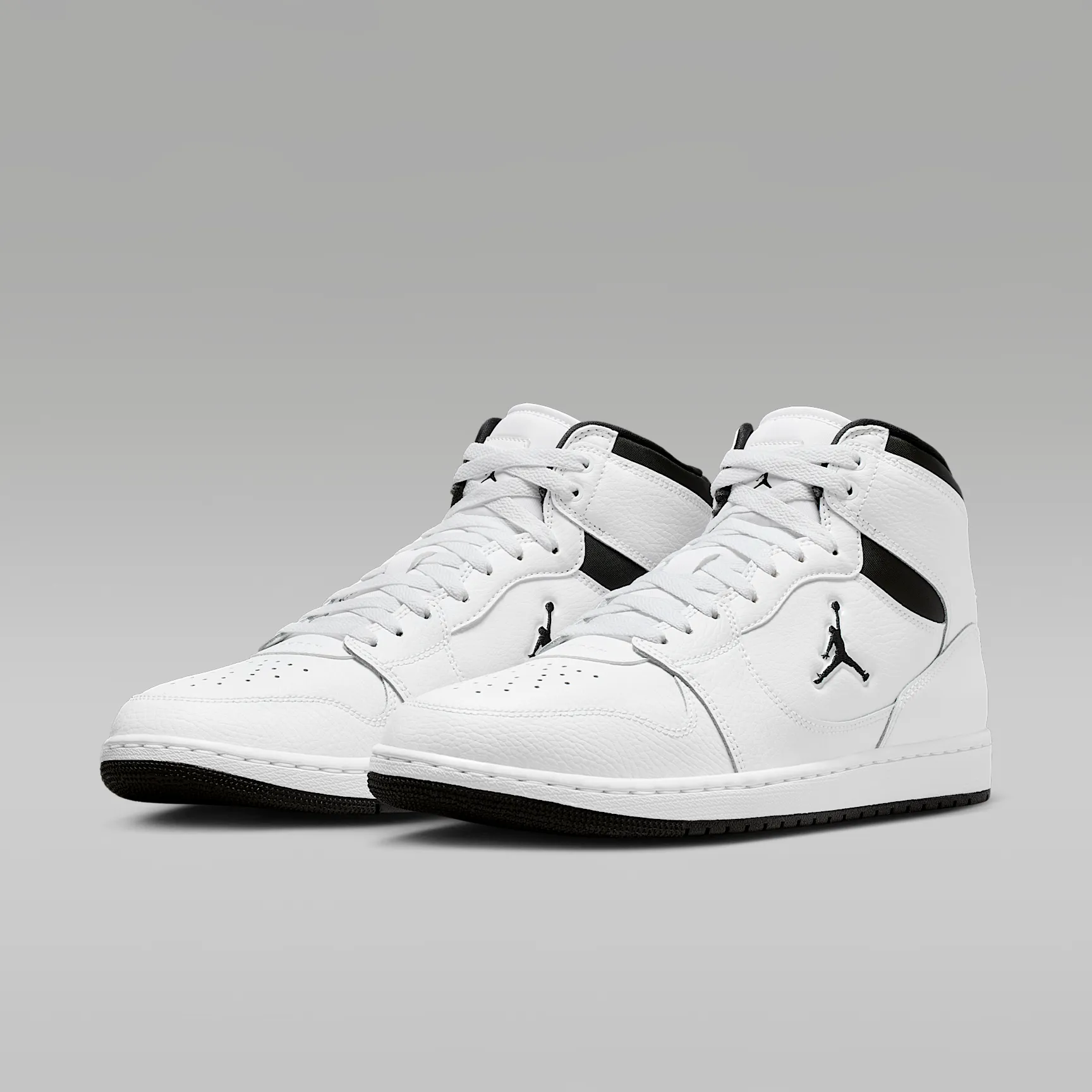 Jordan Court Connect Mid 