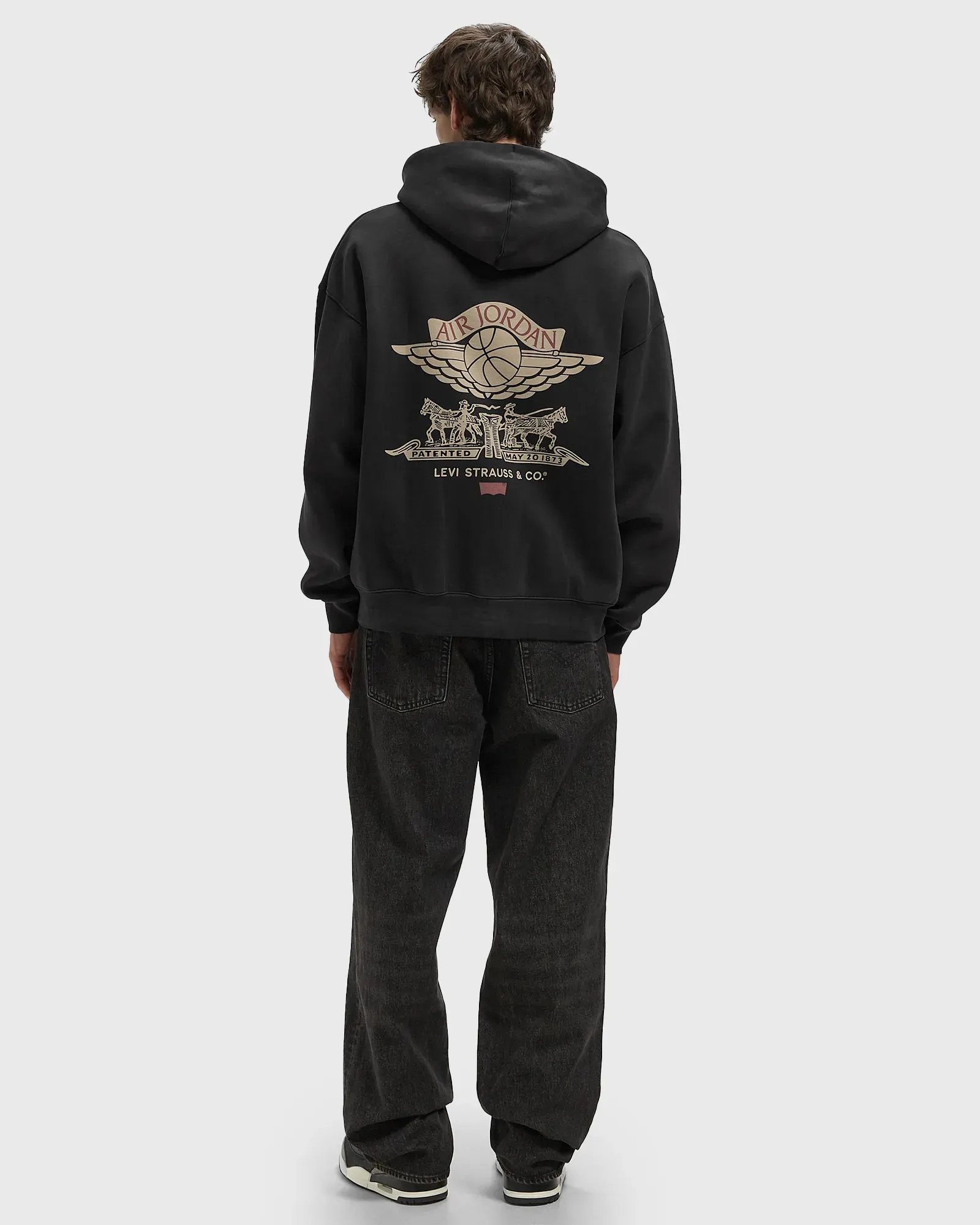 JORDAN BRAND x Levis® HOODIE BLACK Air Jordan x Levi's Hoodie (Black, Pale Ivory & Gym Red) | END