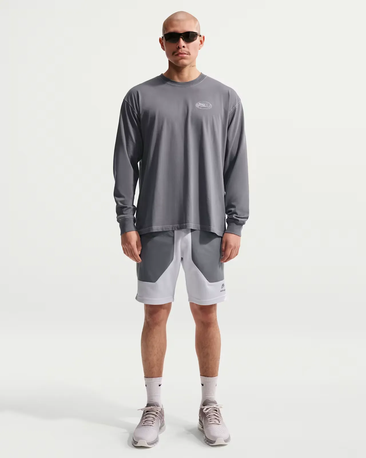 414141_Nike-City-Long-Sleeve-T-shirt_GREY_A-definir_img3