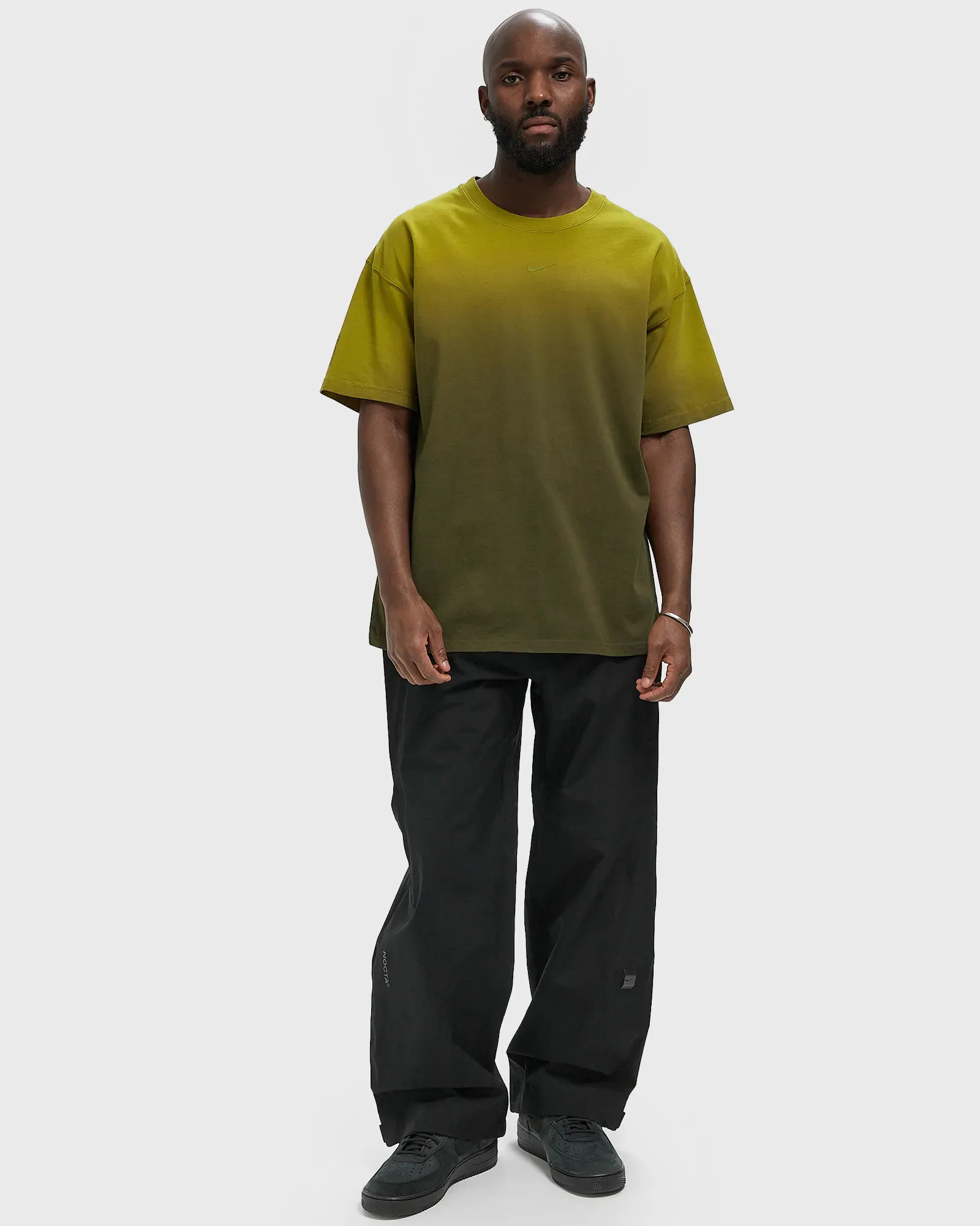 000000_NOCTA-x-Nike-CS-T-Shirt_MOSS-MEDIUM-OLIVE_HJ6354-390_img1