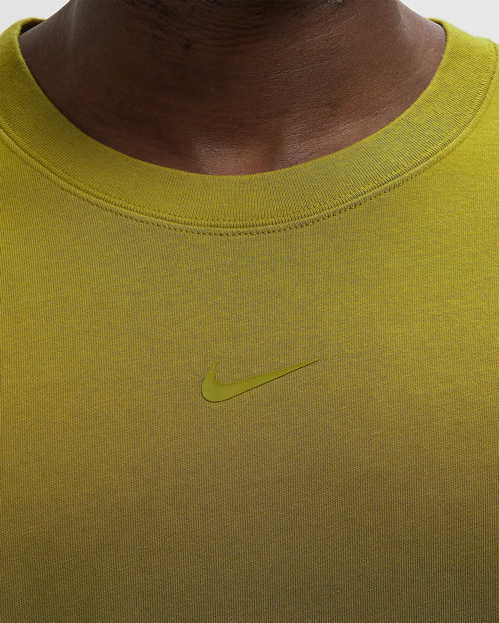 000000_NOCTA-x-Nike-CS-T-Shirt_MOSS-MEDIUM-OLIVE_HJ6354-390_img2