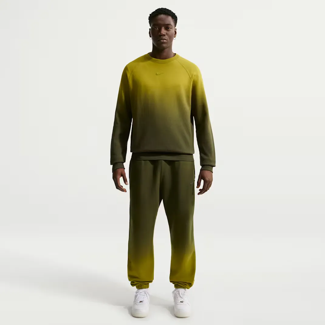 000000_NOCTA-x-Nike-Fleece-CS-Sweatshirt_MOSS-MEDIUM-OLIVE_HJ6338-390_img6