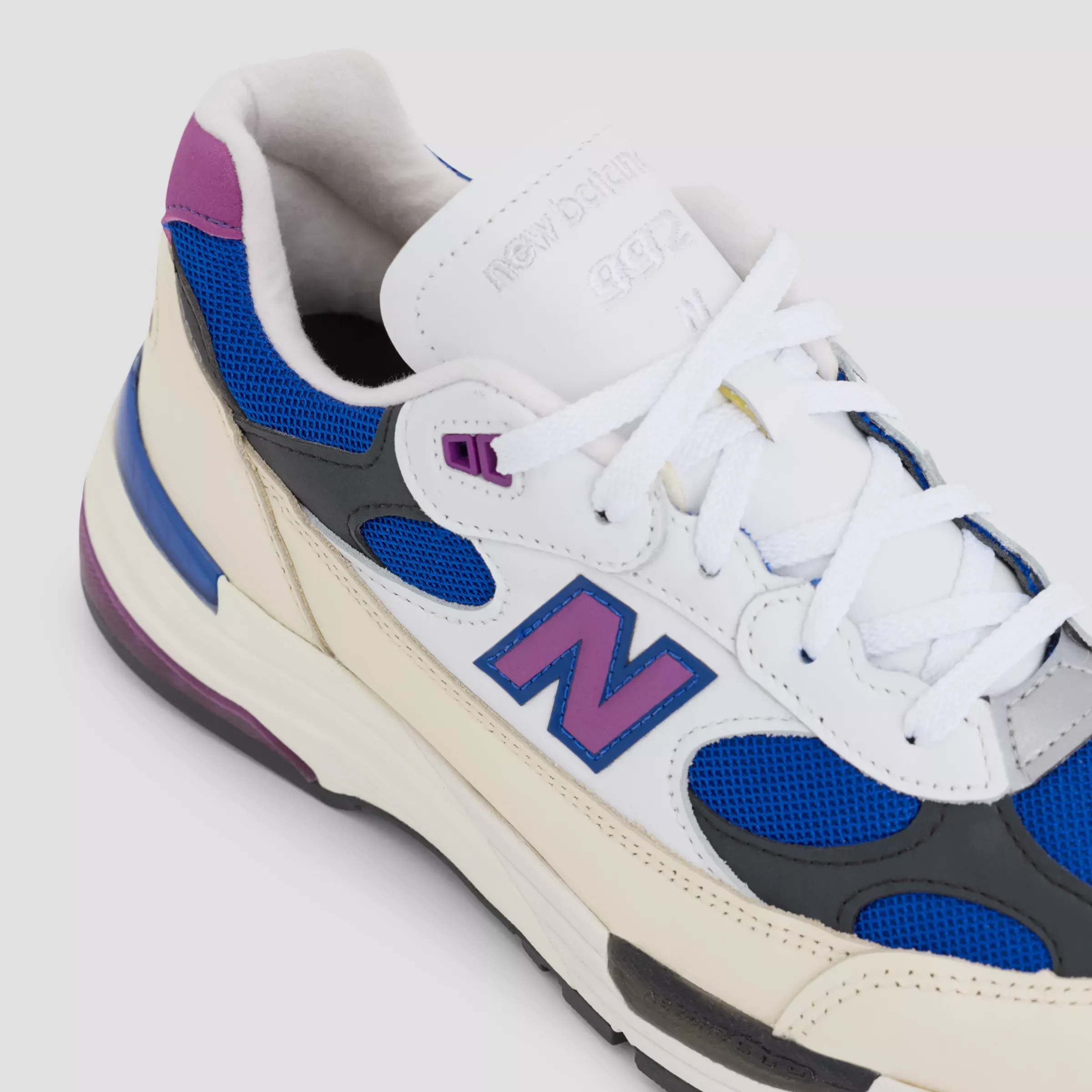 New-Balance-992-Made-in-USA_White-Team-Royal_U99278L_img5