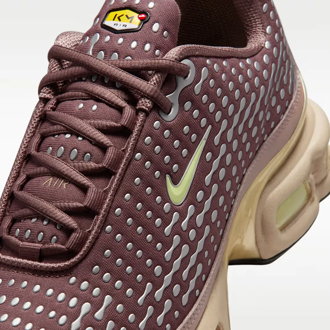 674642_Kylian-Mbappe-x-Nike-Air-Max-Plus-VII_Plum-Eclipse_HQ2197-200_img6