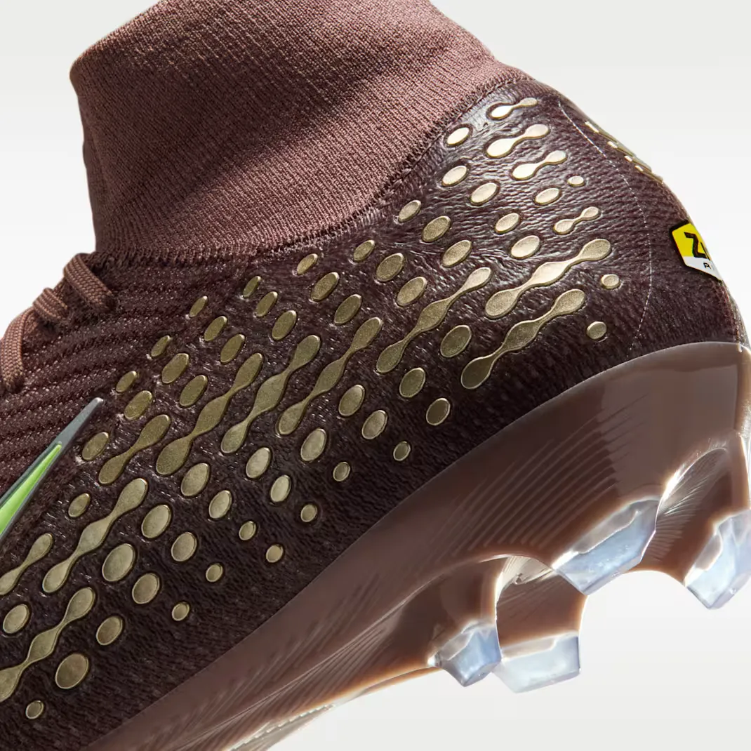 6E534E_Kylian-Mbappe-x-Nike-Mercurial-Superfly-10-Elite_Plum-Eclipse_FQ8692-200_img8