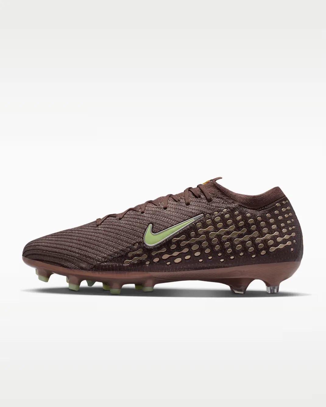 6E514B_Kylian-Mbappe-x-Nike-Mercurial-Vapor-16-Elite_Plum-Eclipse_IO0927-200_img10