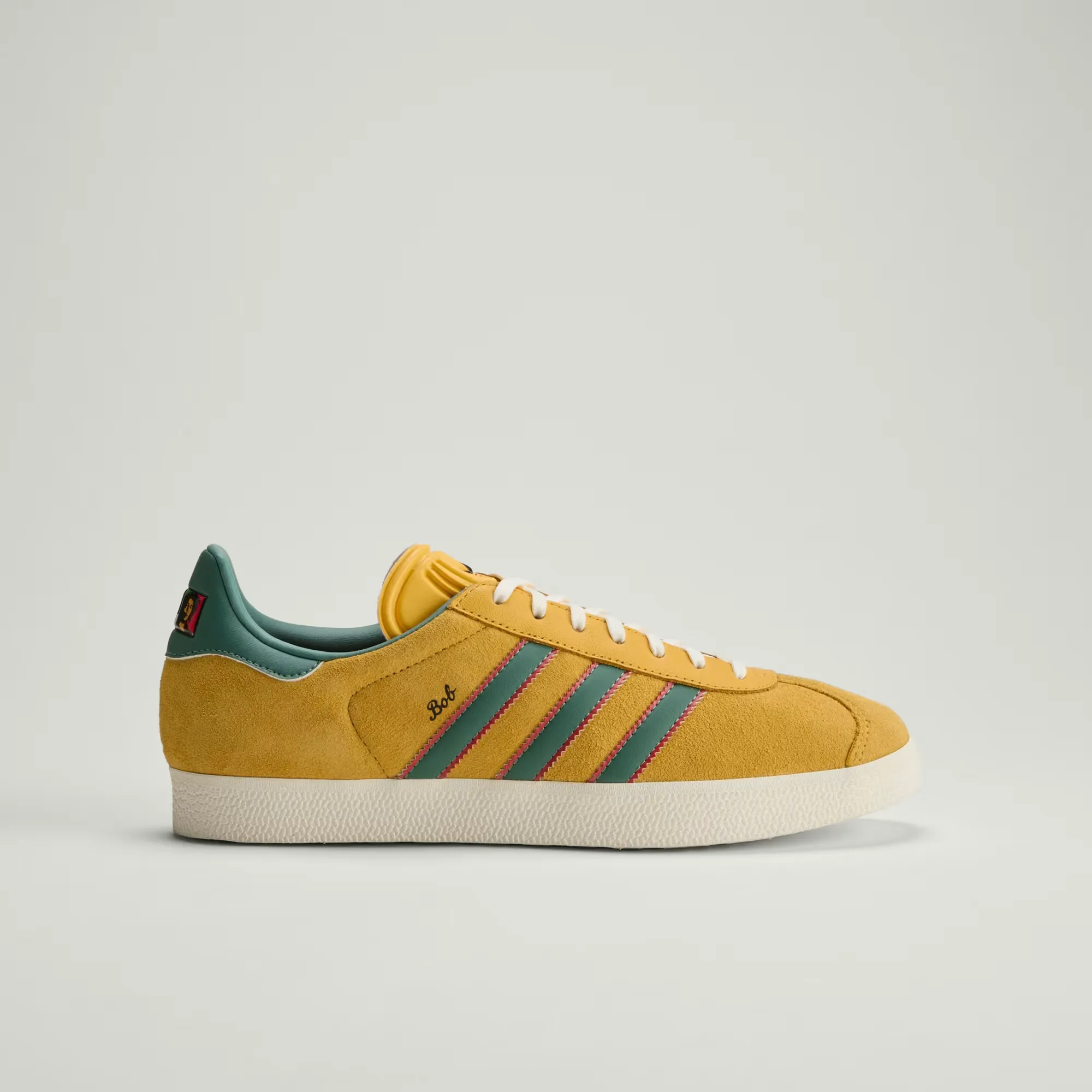 DFB654_Bob-Marley-x-adidas-Gazelle-Jamaica_Bold-Gold_KJ3532_img2