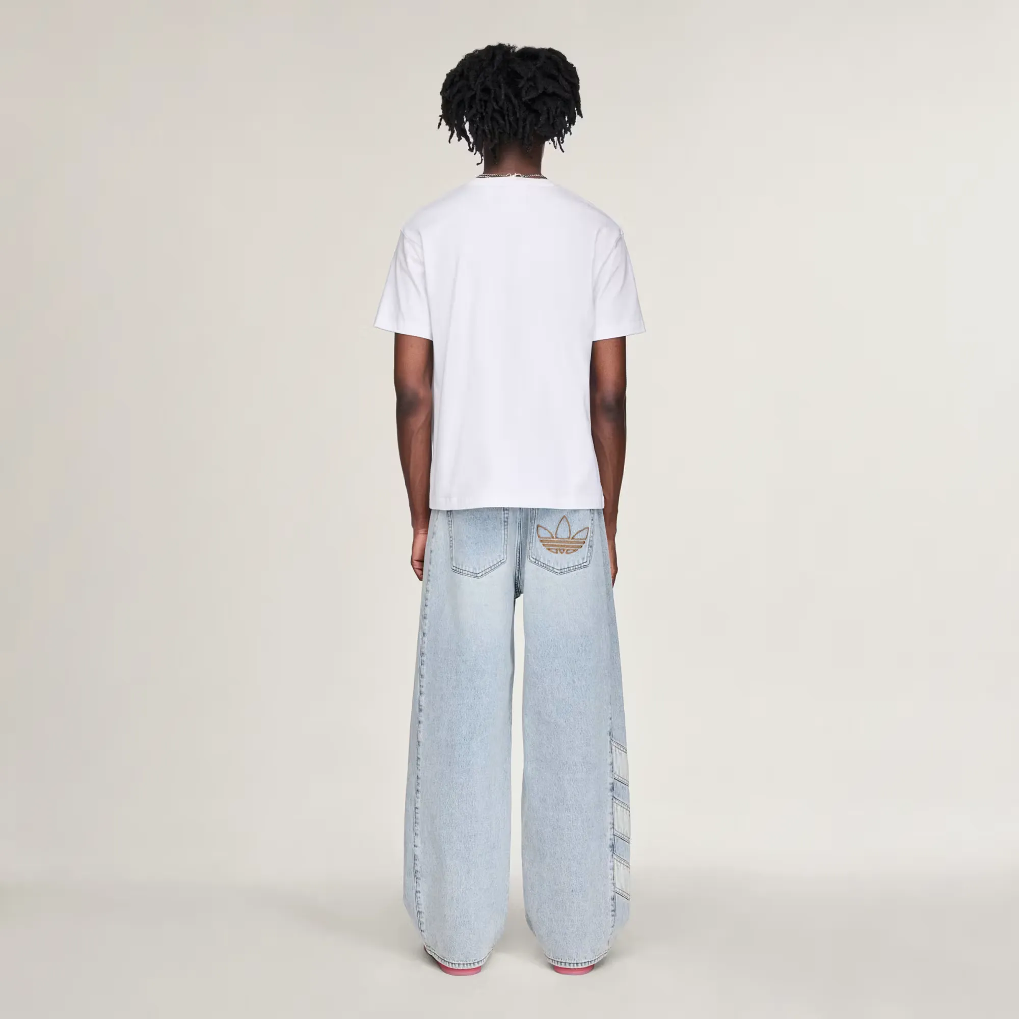 000000_Sp5der-x-adidas-T-Shirt_White_KR0739_img2