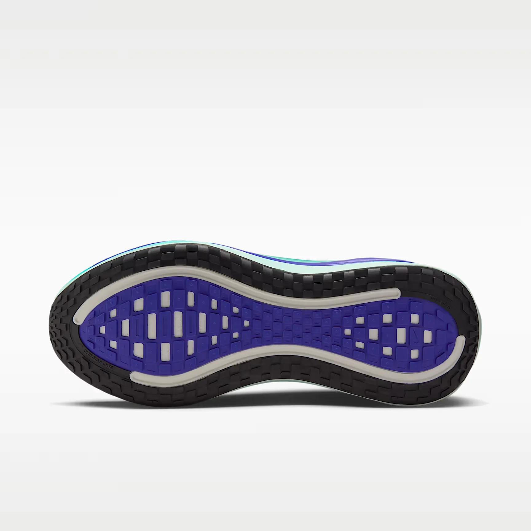 000000_Nike-Vomero-Plus_BRIGHT-CONCORD_HV8150-104_img1