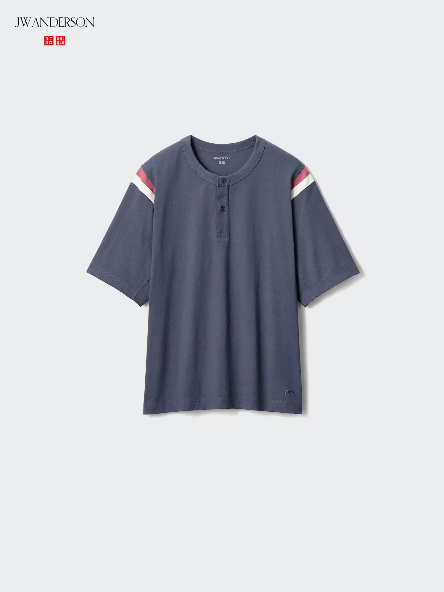 575A71_JW-Anderson-x-Uniqlo-Oversized-Henley-Neck-T-Shirt_NAVY_E485455-69_img2