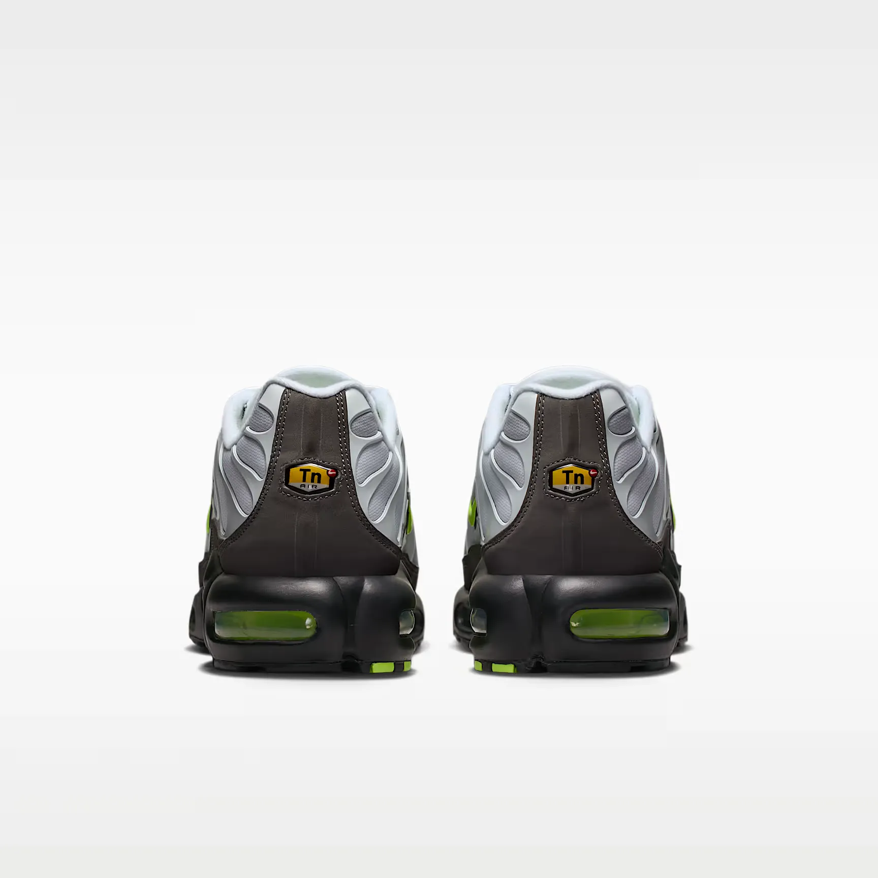 000000_Nike-Air-Max-Plus_NEON_IQ0288-100_img5