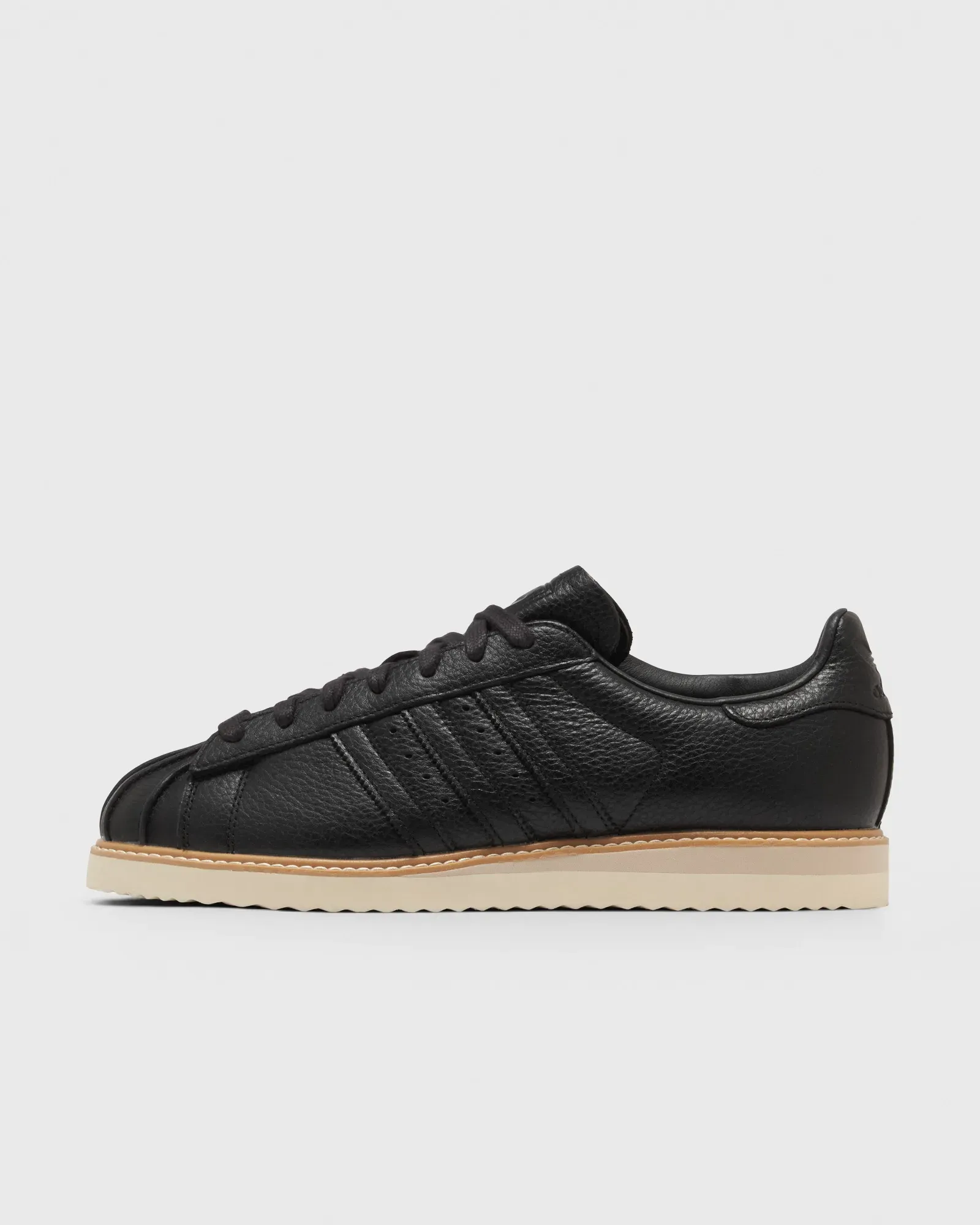 000000_adidas-Superstar-Lux_CORE-BLACK_JQ4314_img0
