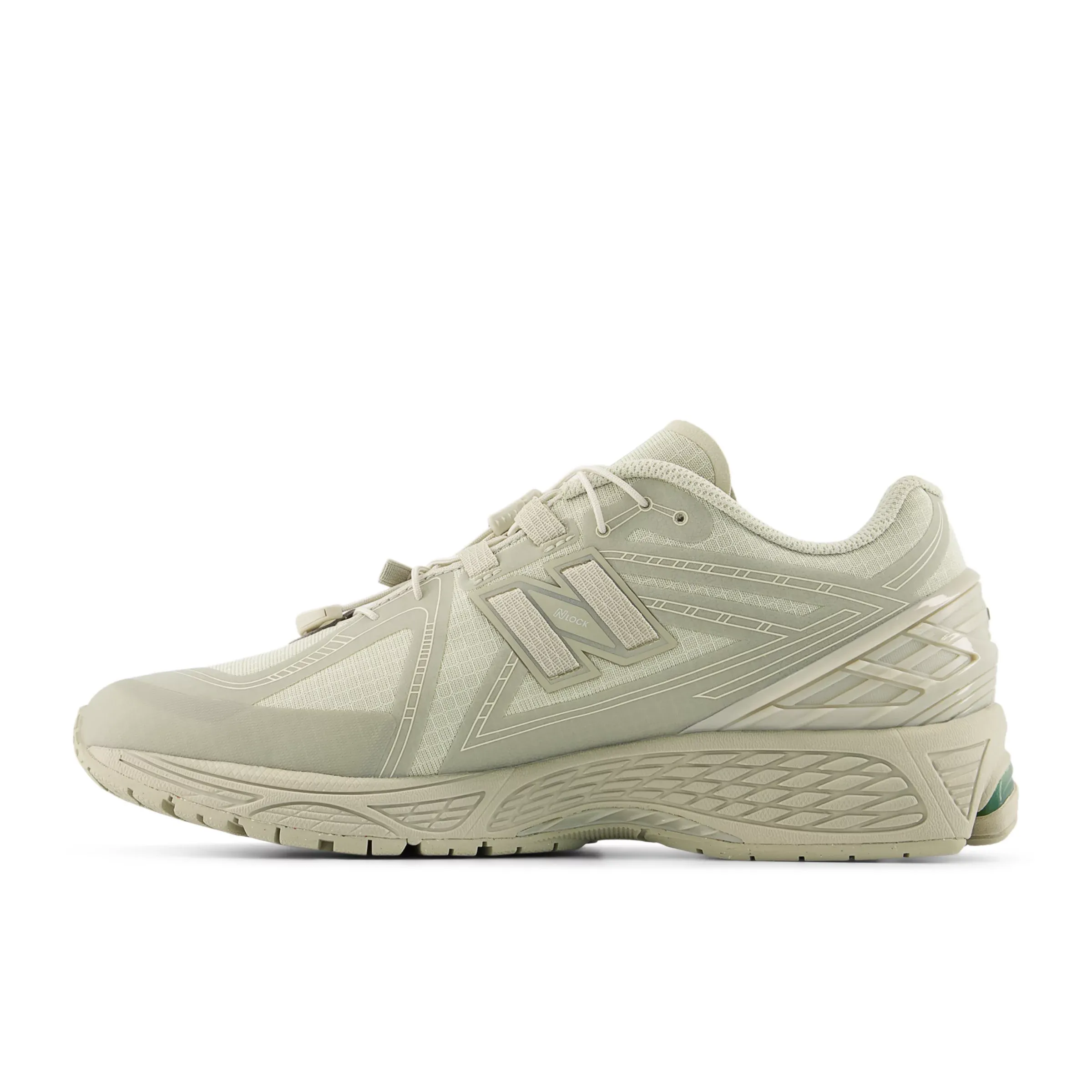 アニー　5/6 12:00〜 1階良席 New Balance 1906X Gore-Tex 