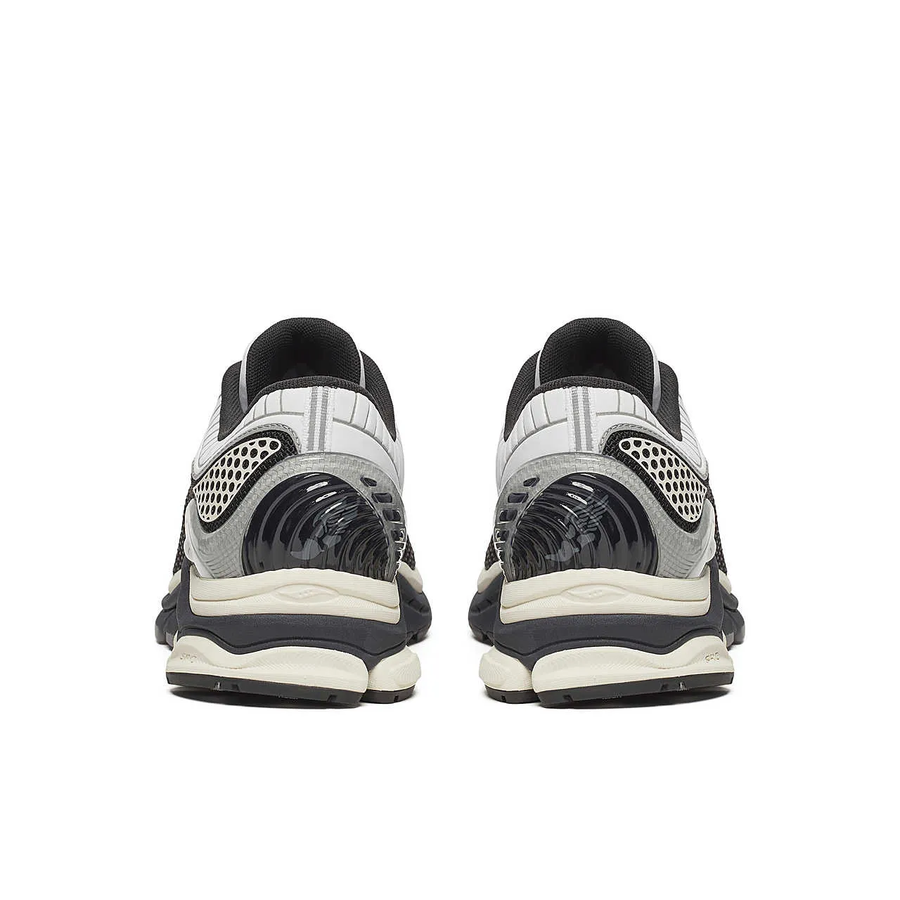 000000_Saucony-ProGrid-Paramount_BLACK-WHITE_S70948-1_img3